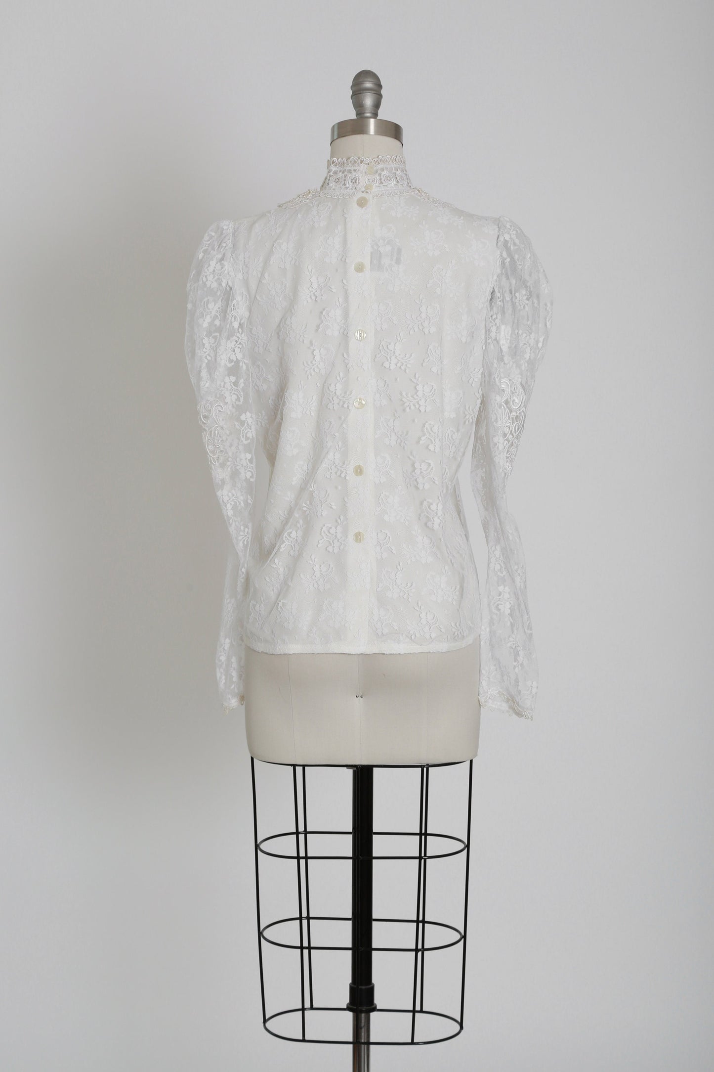 Vintage Scott McClintock victorian floral sequin blouse