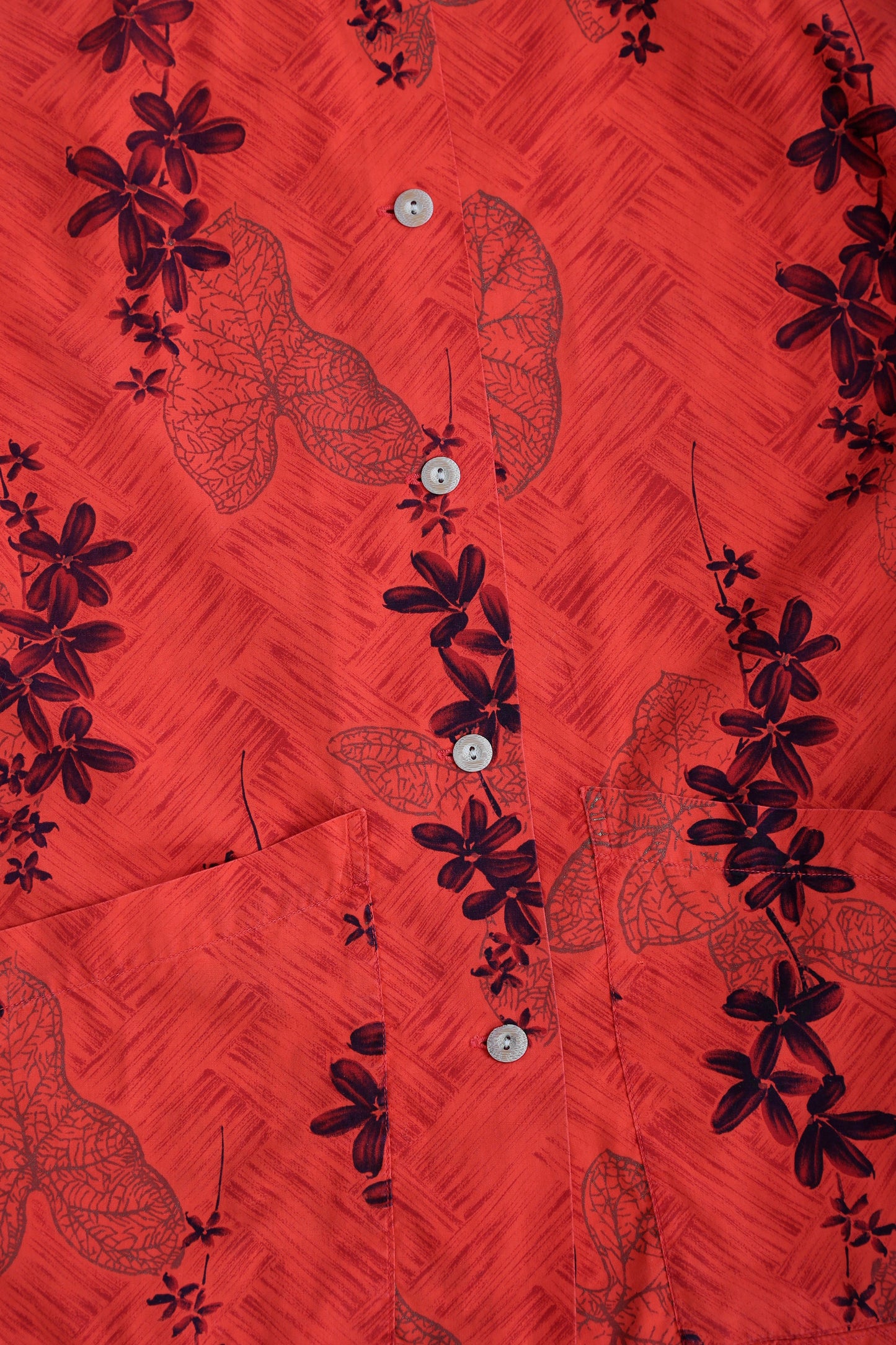 50s Hawaiian shirt | Vintage 1950s red Hawaiian tropical leaf cotton blouse