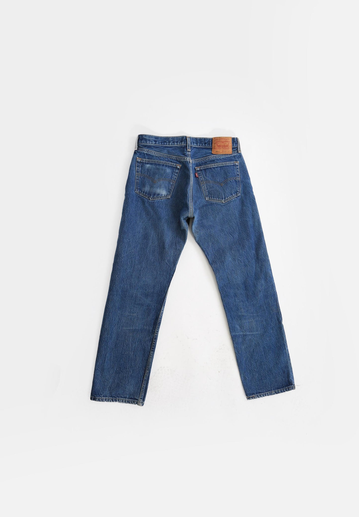 501XX button fly Levis blue jeans W33 L29.5