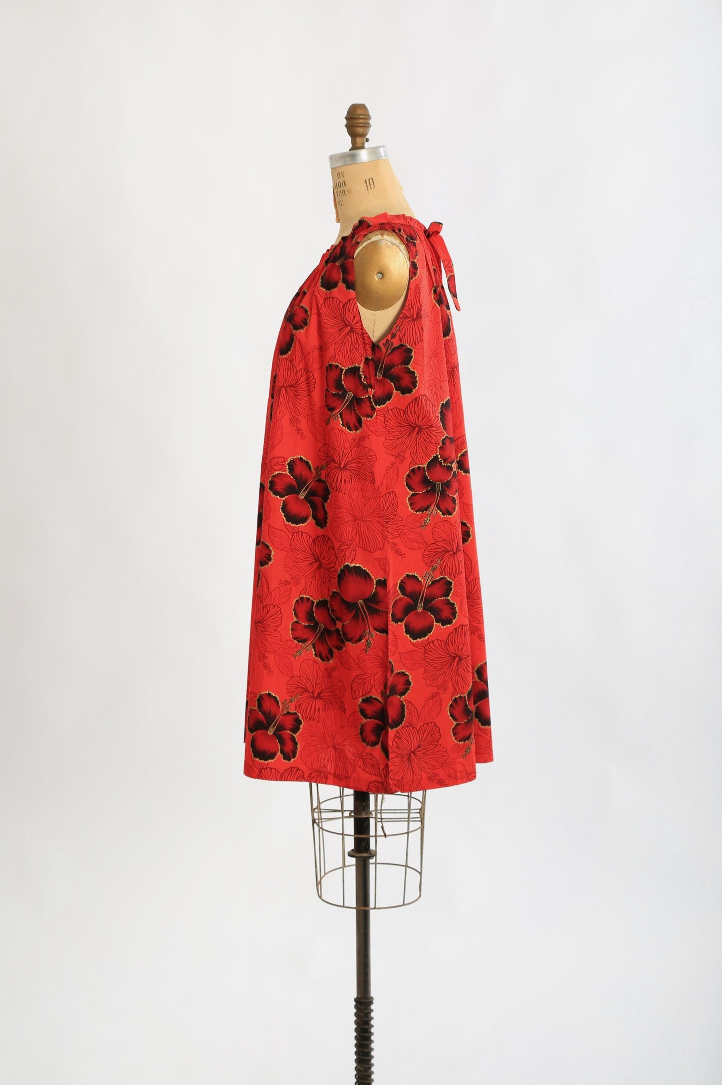 Vintage 1960s deadstock Red tropical hand painted Hibiscus dress