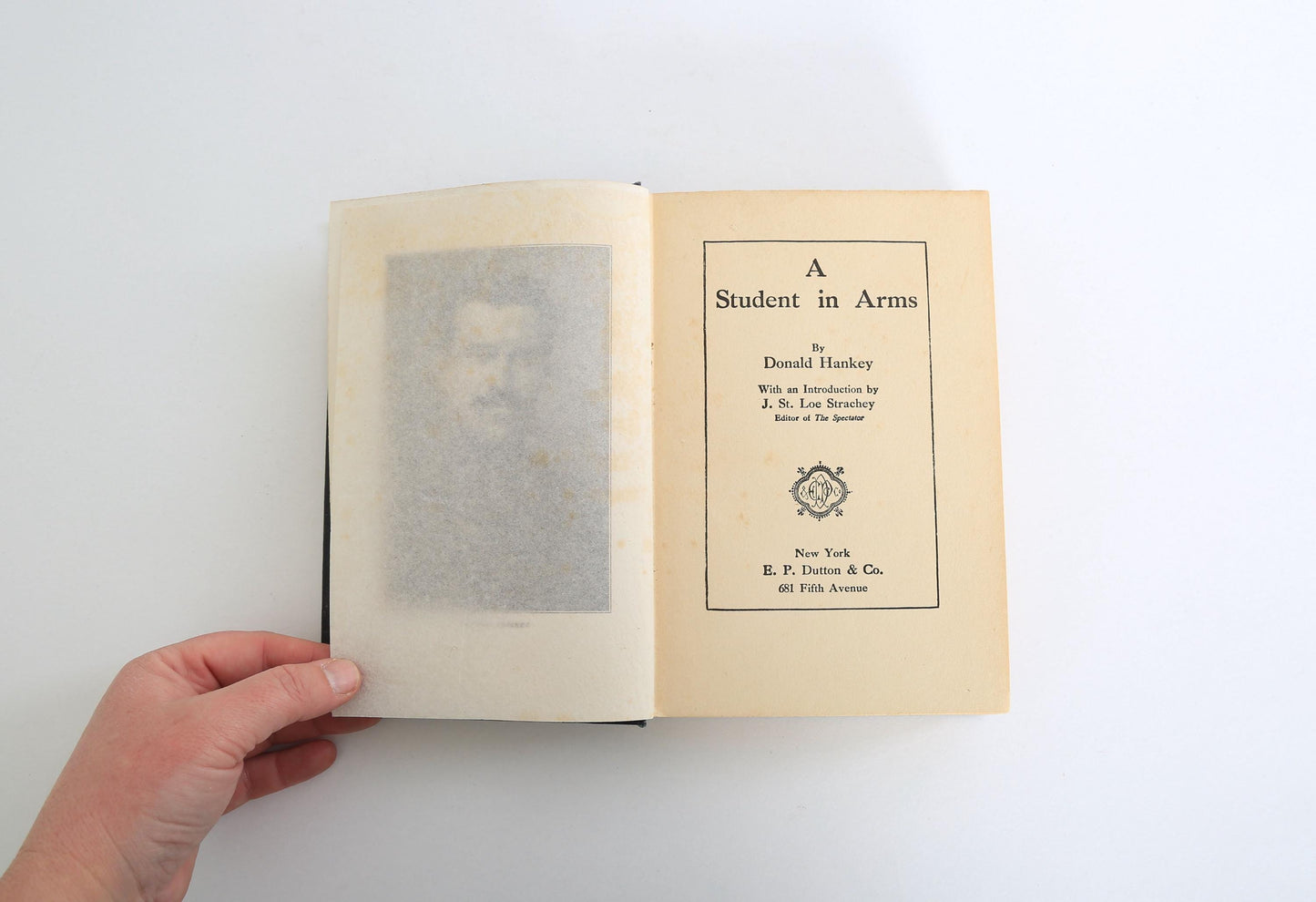 1917 A Student in Arms by Donald hankey book