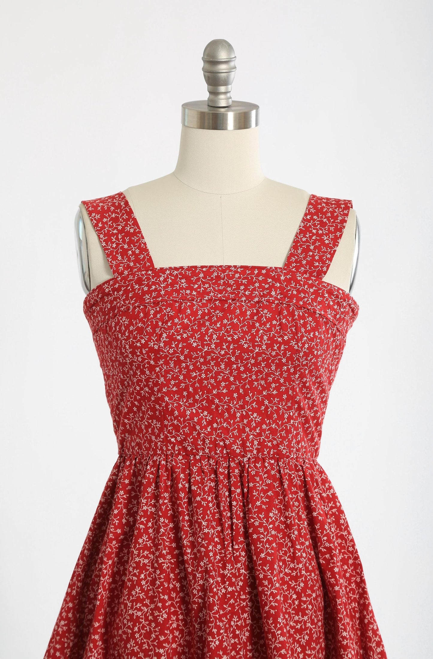 Vintage 70s red + white floral cotton dress