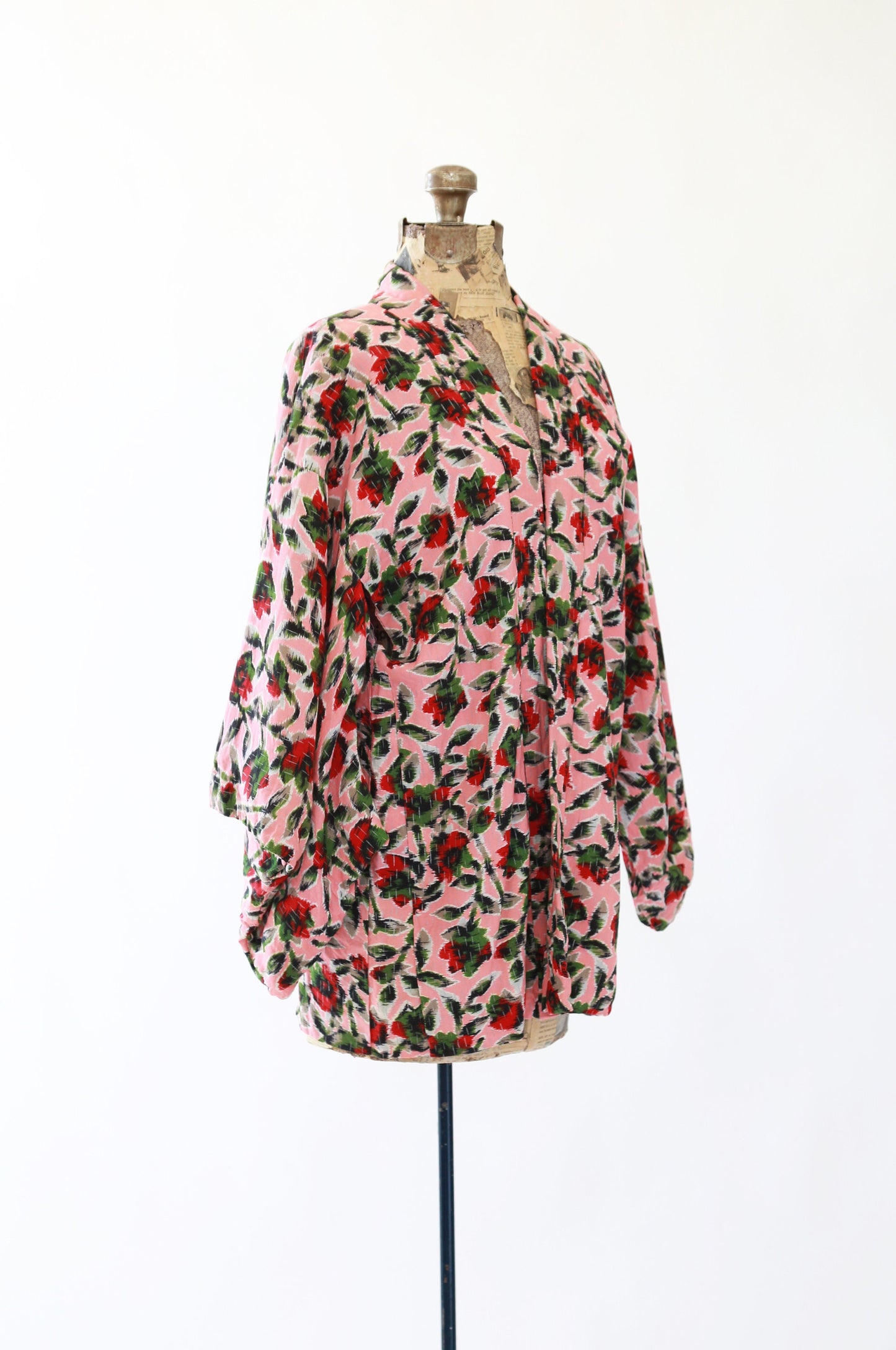 Rose haori | Vintage 1940s silk kimono | 40s floral silk kimono jacket