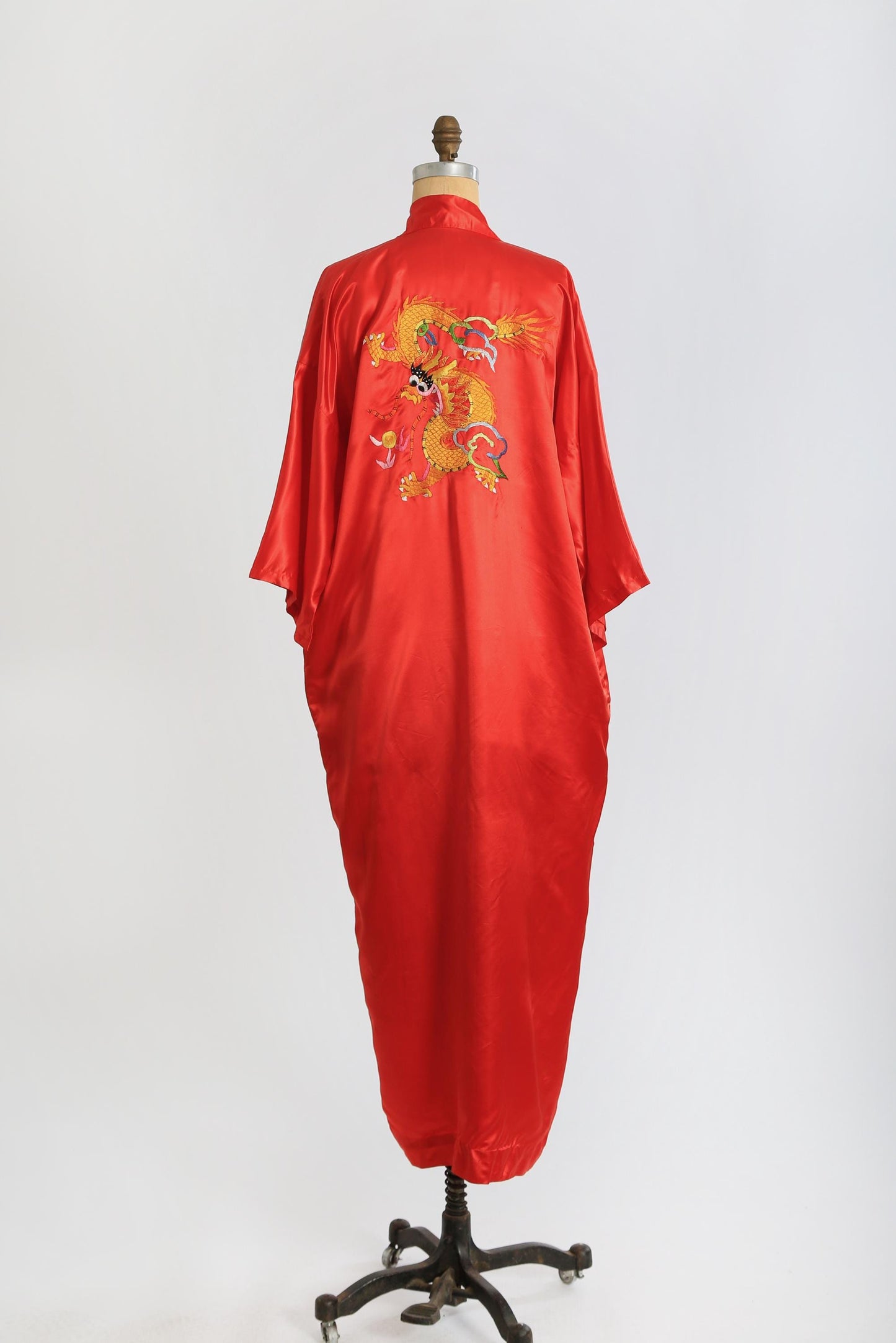 Golden Bee silk robe | Vintage Chinese hand embroidered Red purse silk dragon robe