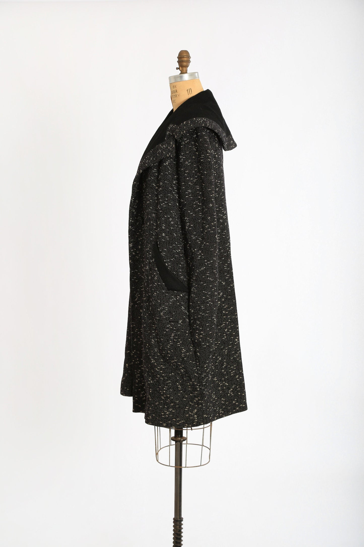 Vintage 40s English wool cape | 1940s black wool bouclé cocoon cape coat