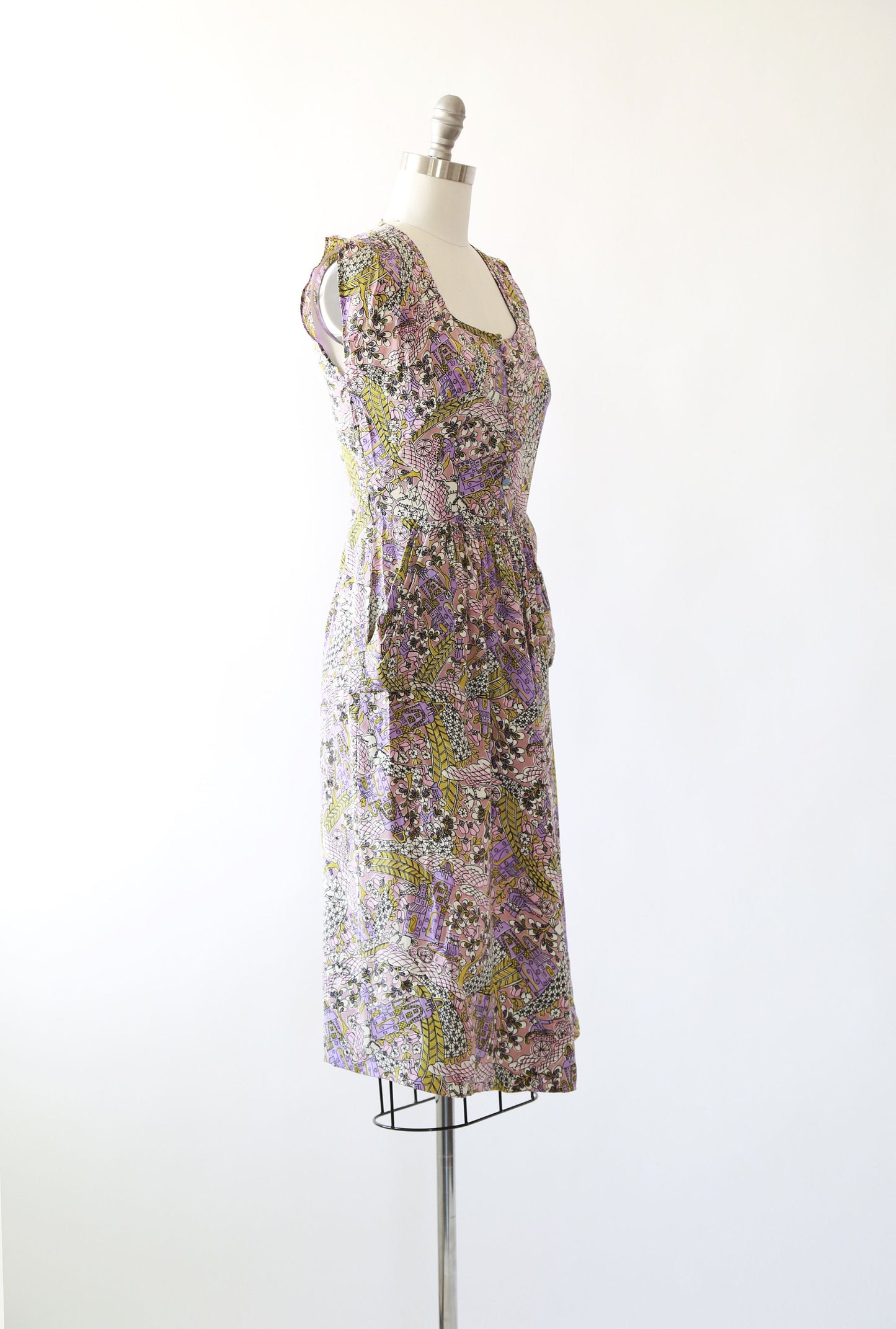 Vintage 40s silk dress | 1940s novelty print silk dress
