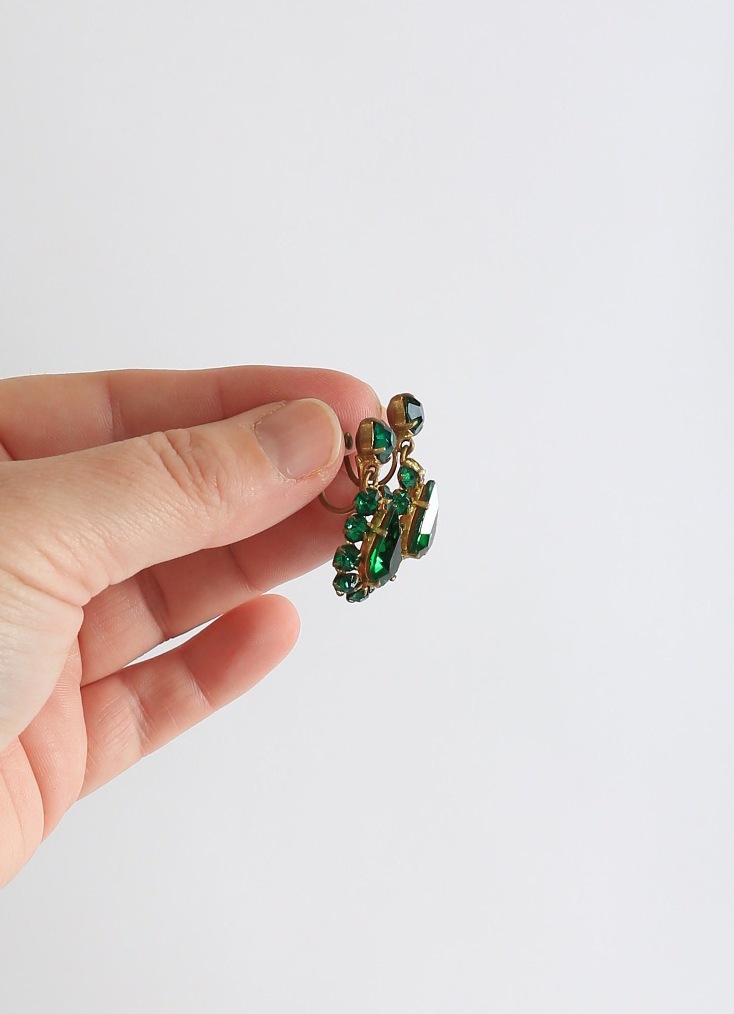 Vintage 50s Czech glass emerald green screw back earrings