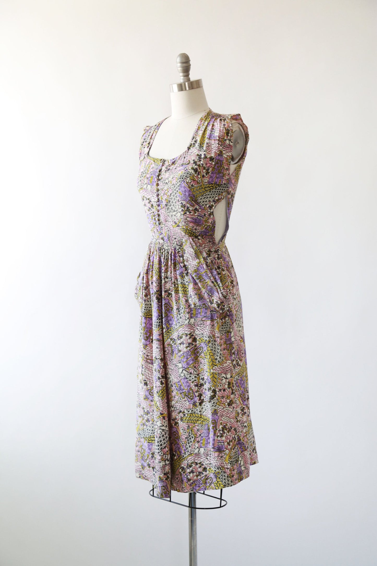 Vintage 40s silk dress | 1940s novelty print silk dress