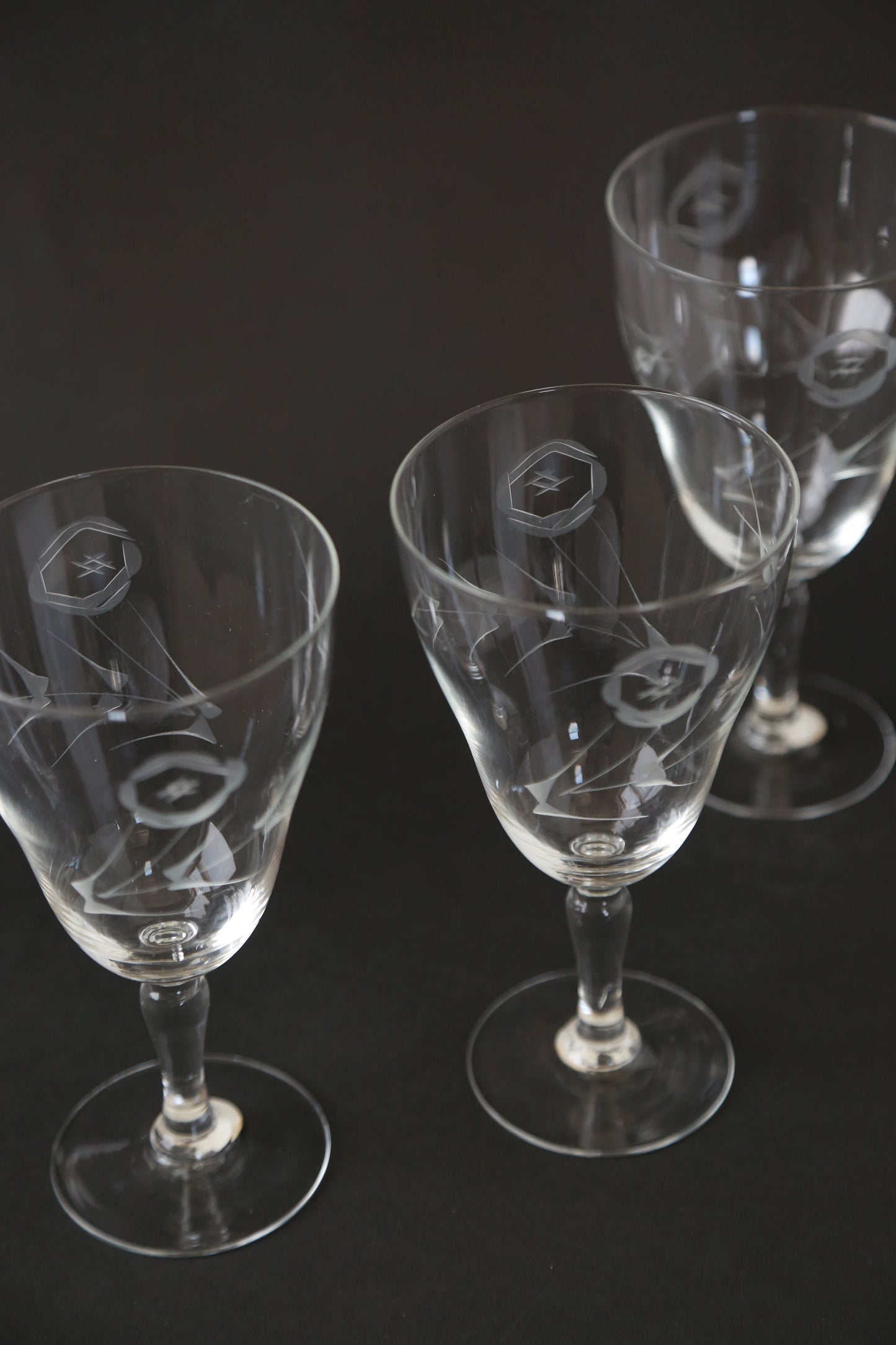 Vintage 30s 40s hand blown etched glasses