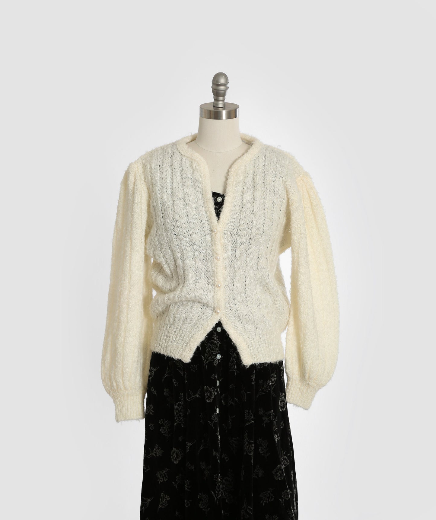 Vintage 90s white boucle knit sweater cardigan