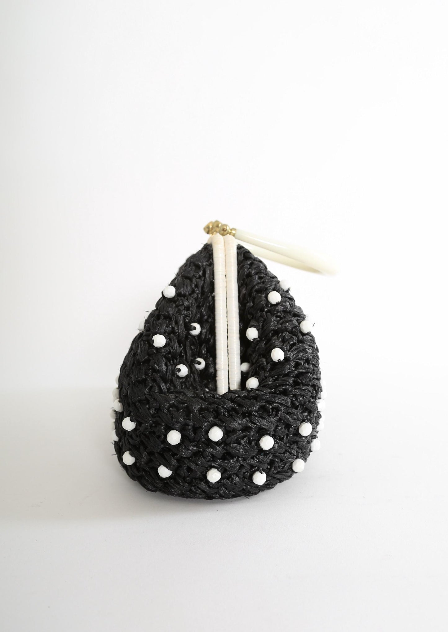 Vintage woven beaded Raffia purse
