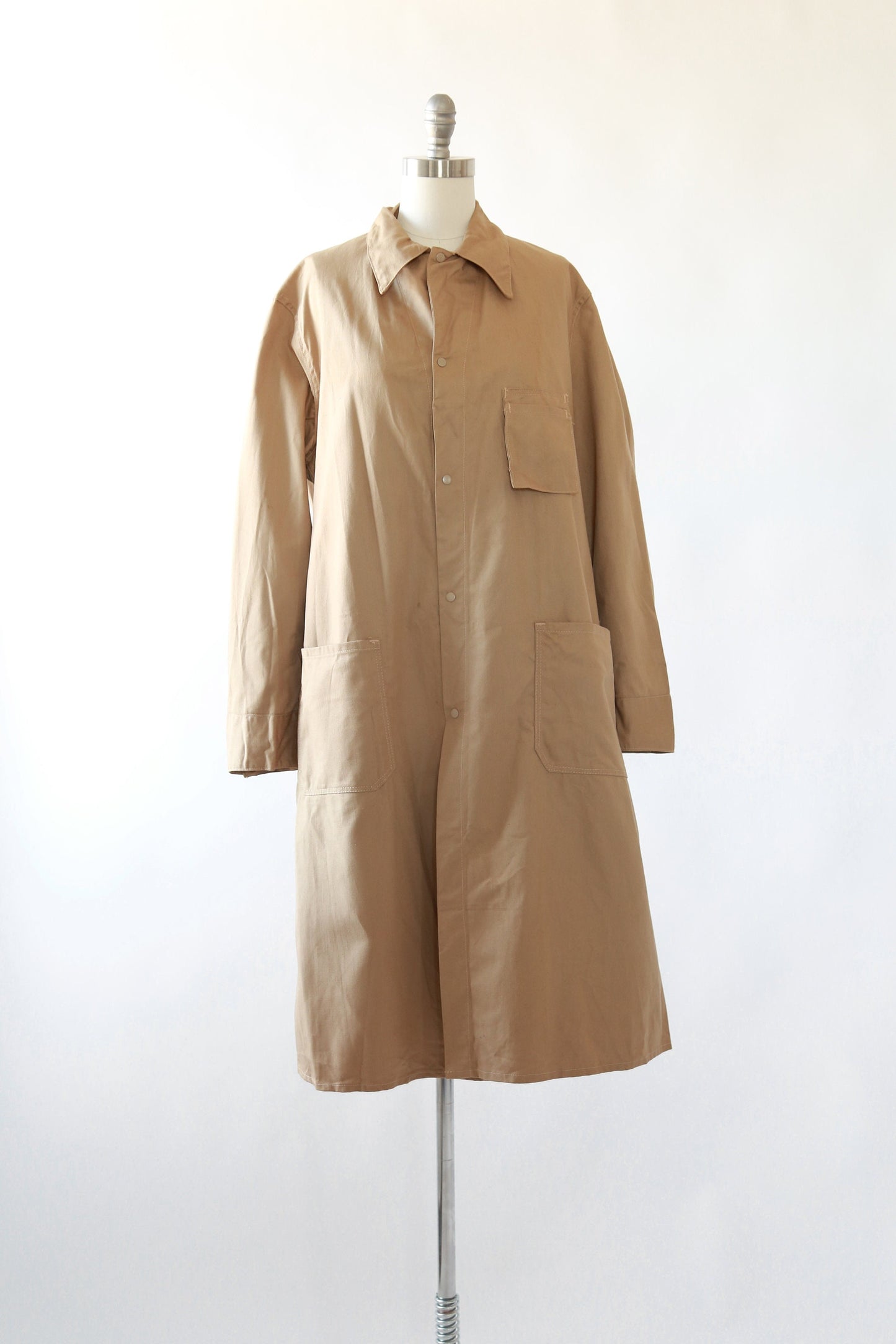 40s Sanforized Canvas Chore coat | Vintage 1940s canvas lab coat