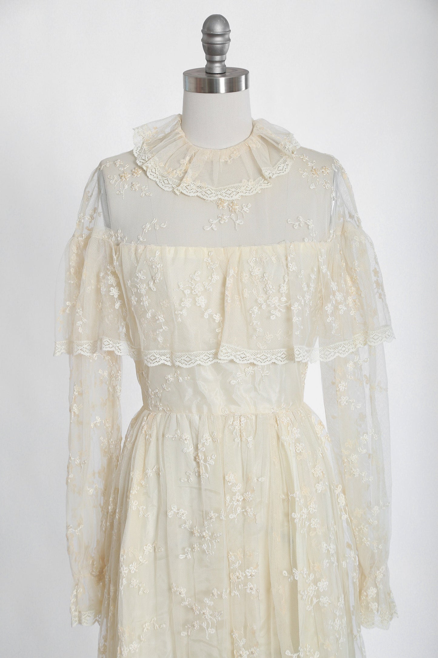Vintage 70s Ivory floral crochet lace beaded Wedding dress | 1970s Boho long sleeve wedding dress