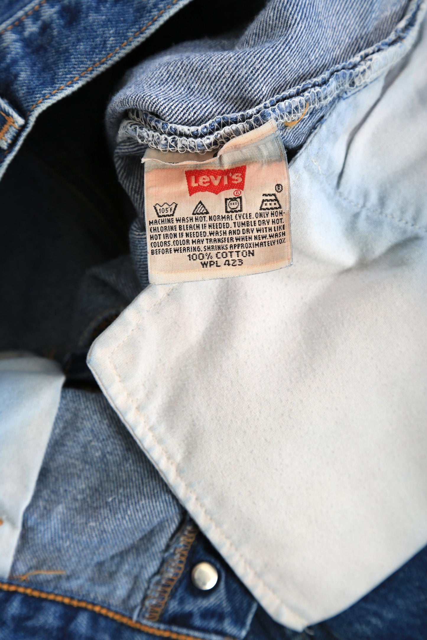501XX button fly Levis blue jeans W33 L29.5