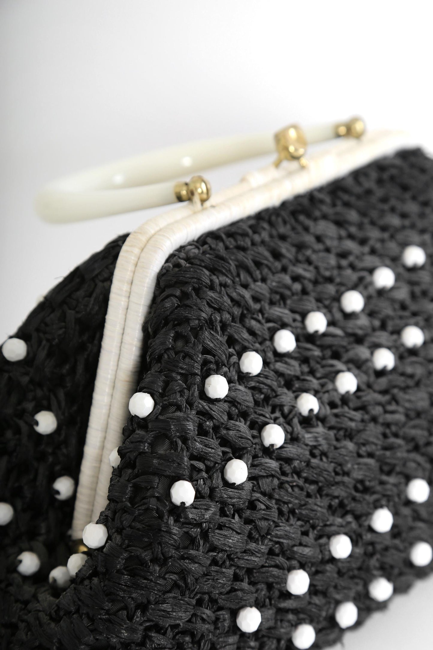 Vintage woven beaded Raffia purse