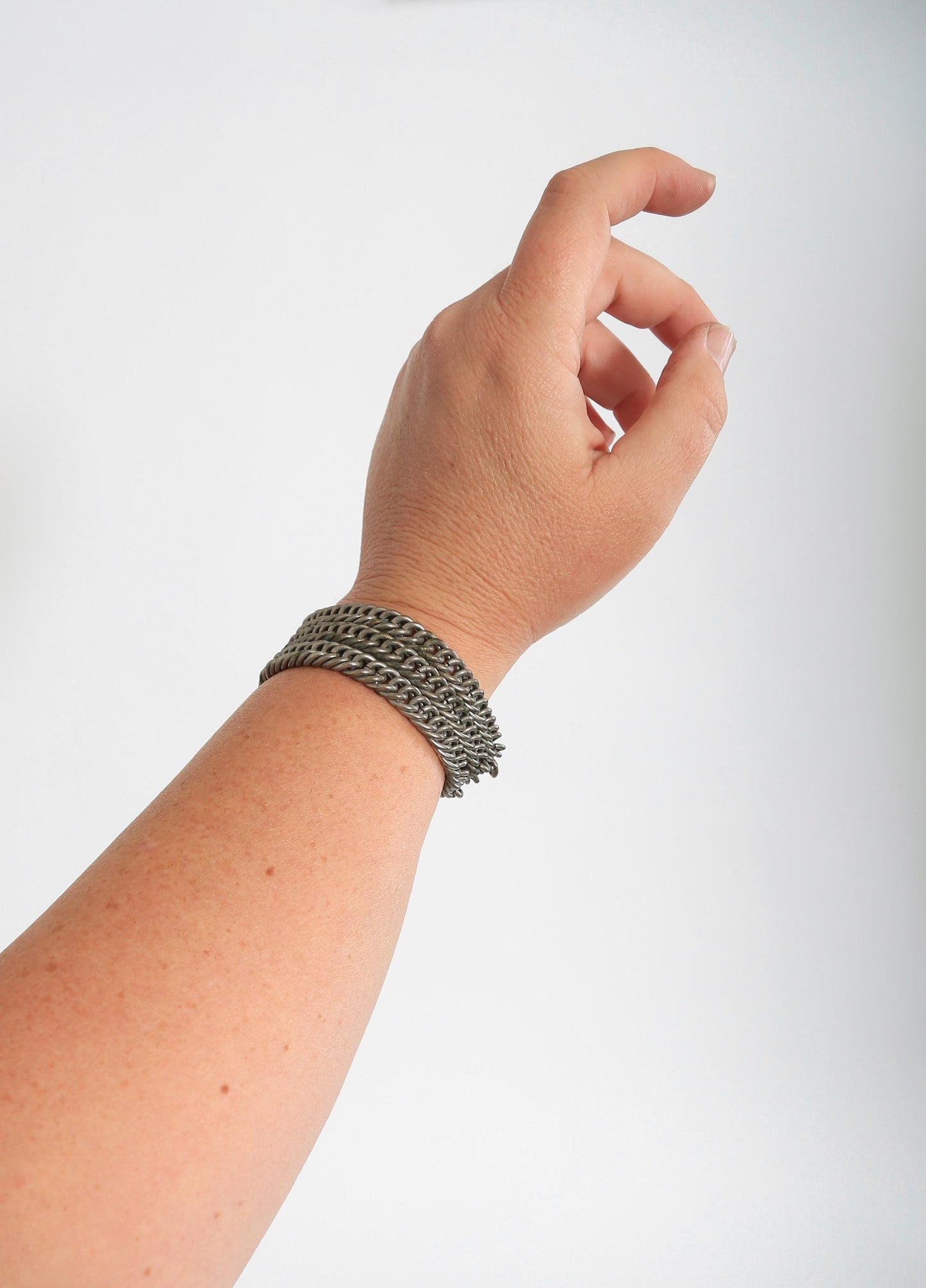 Vintage 1940s thick 3 row chain bracelet
