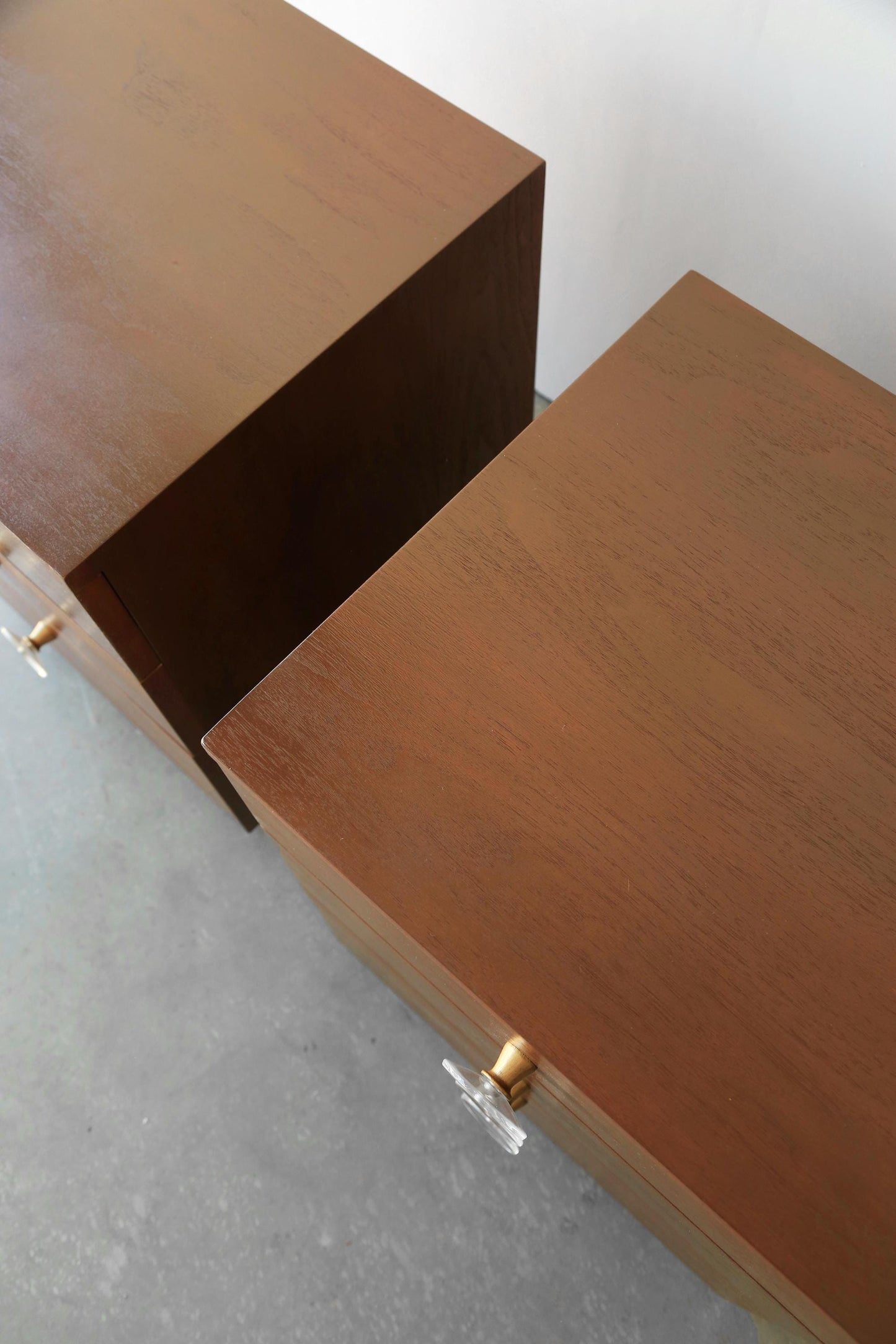 Rare 1940s (1942) Gilbert Rohde for Herman Miller #4246 Paldao wood nightstands pair