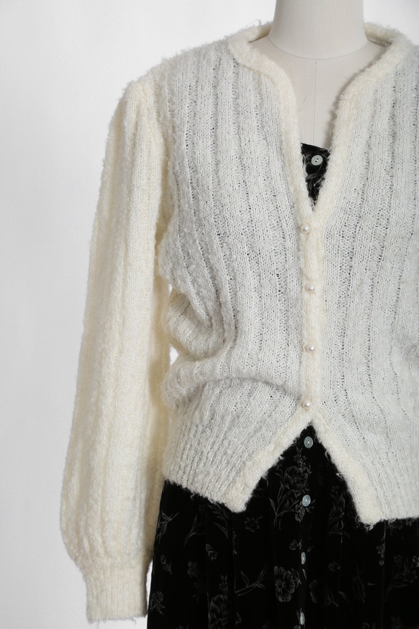 Vintage 90s white boucle knit sweater cardigan
