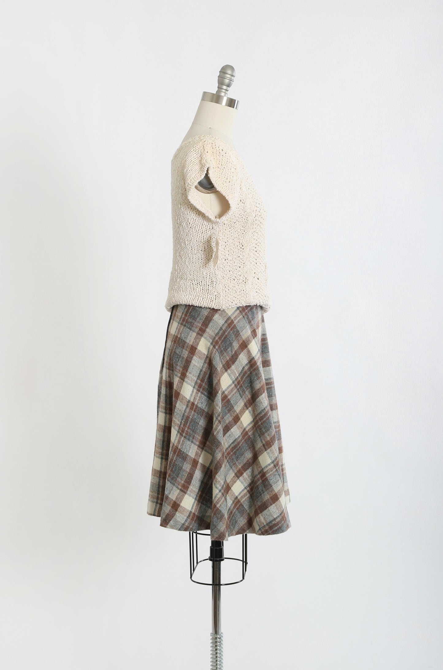 Vintage 80s hand knit silk blend deadstock sweater