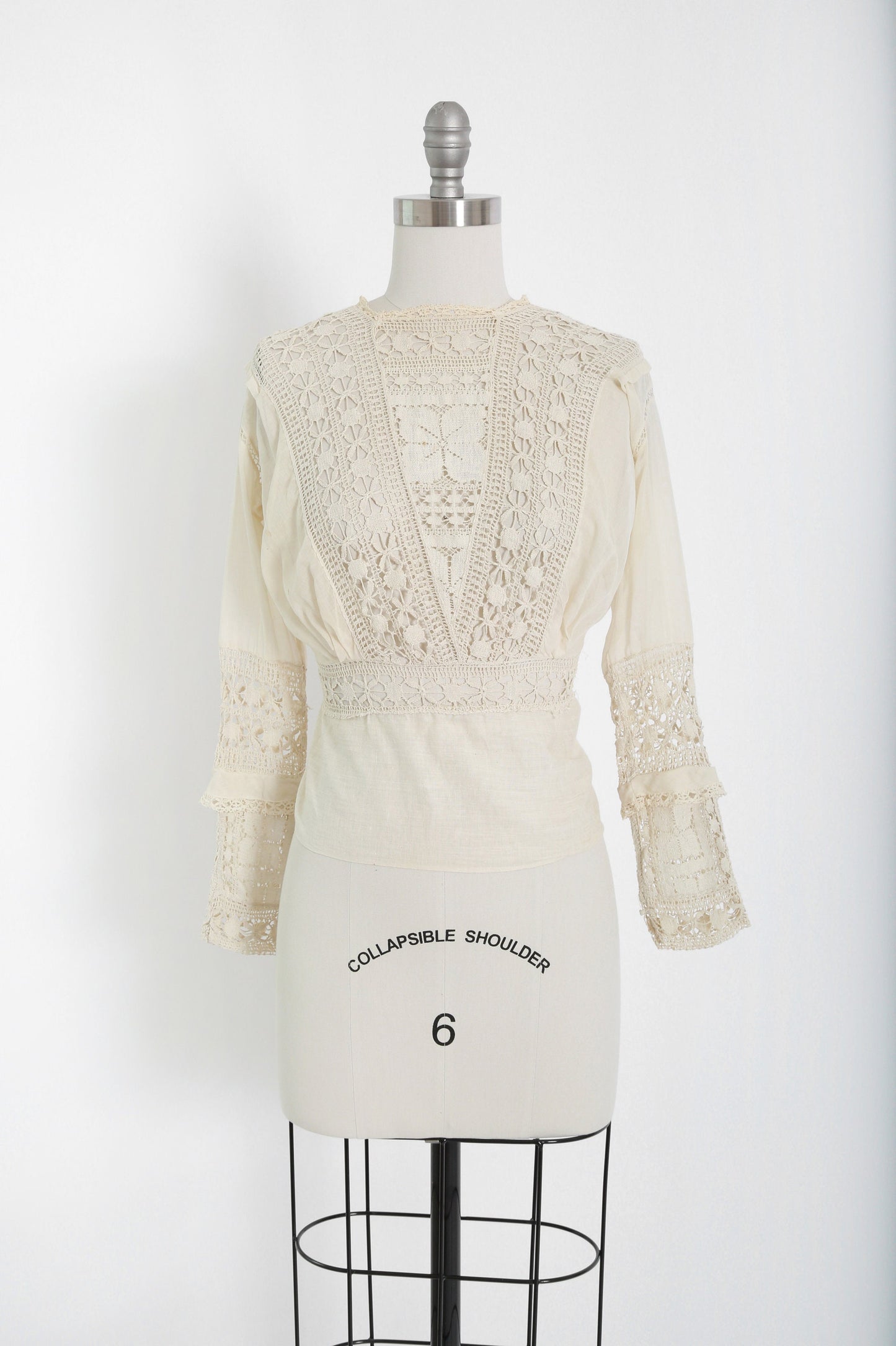Antique Edwardian 1900s natural cotton lace crochet blouse