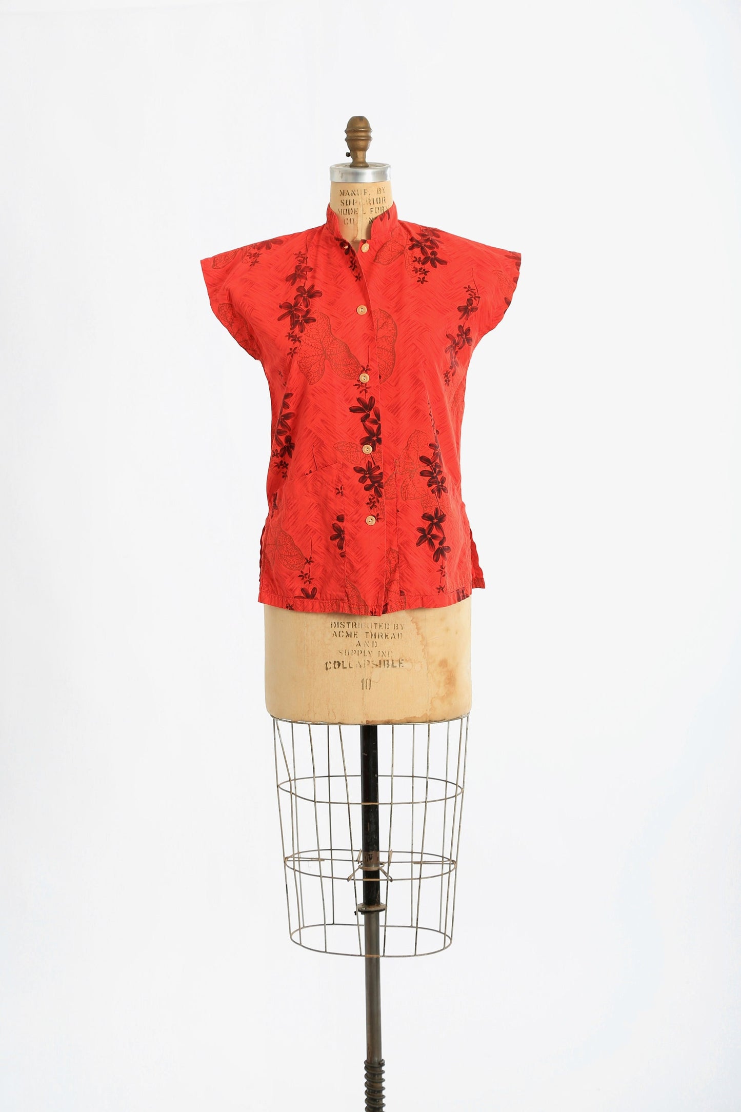 50s Hawaiian shirt | Vintage 1950s red Hawaiian tropical leaf cotton blouse