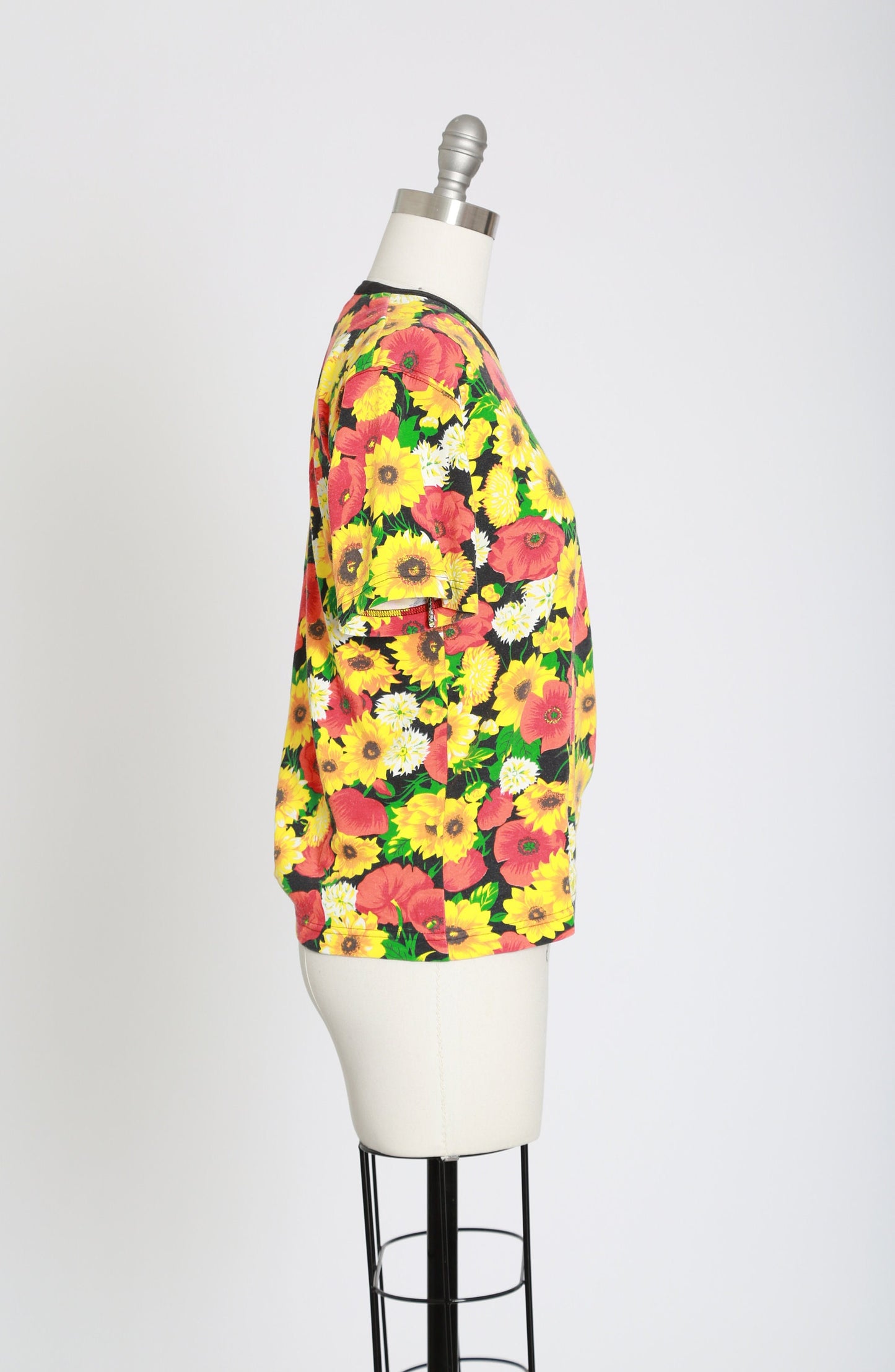 90s floral T-shirt