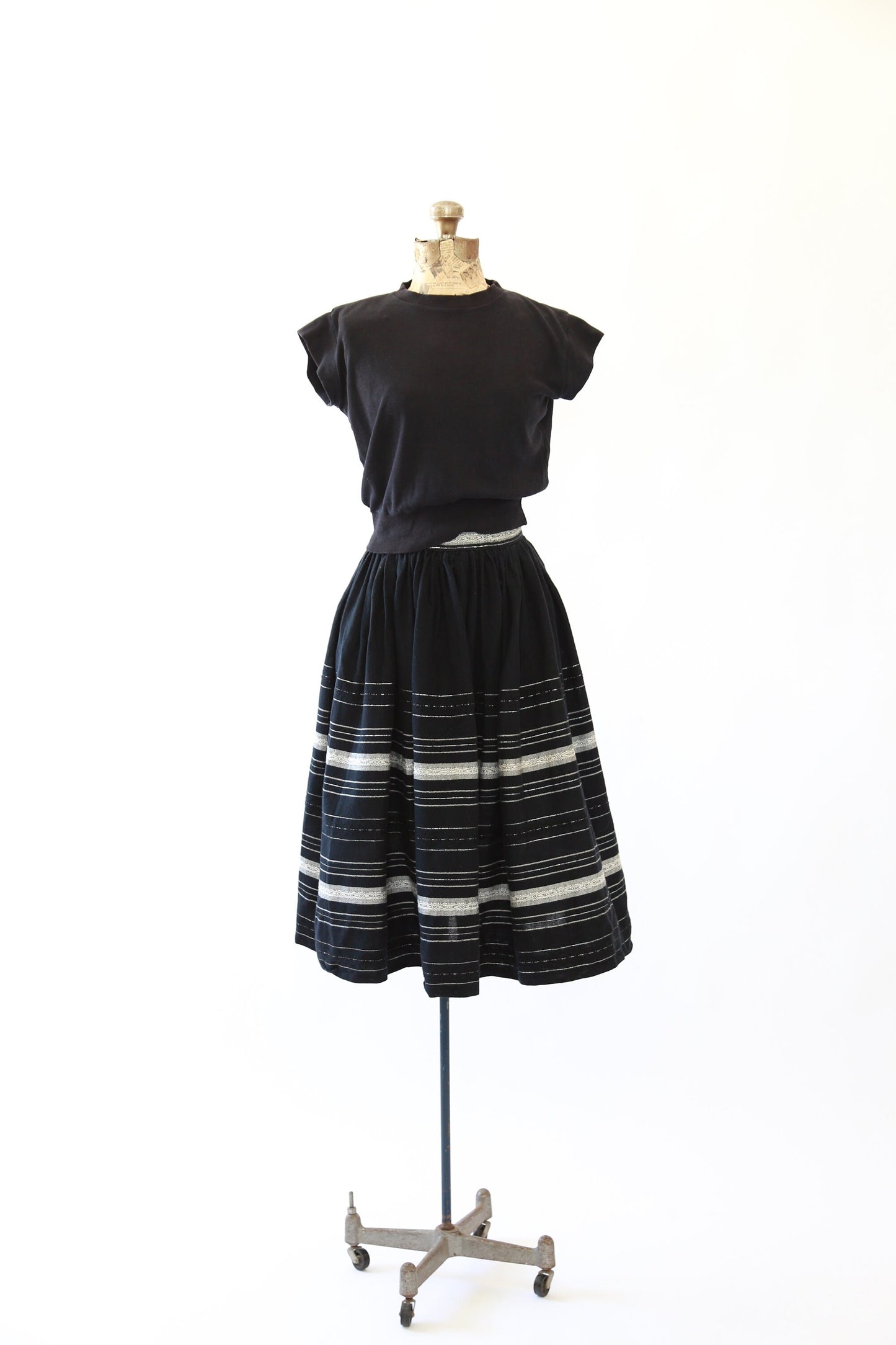 40s Serape skirt | vintage 1940s black woven Mexican skirt