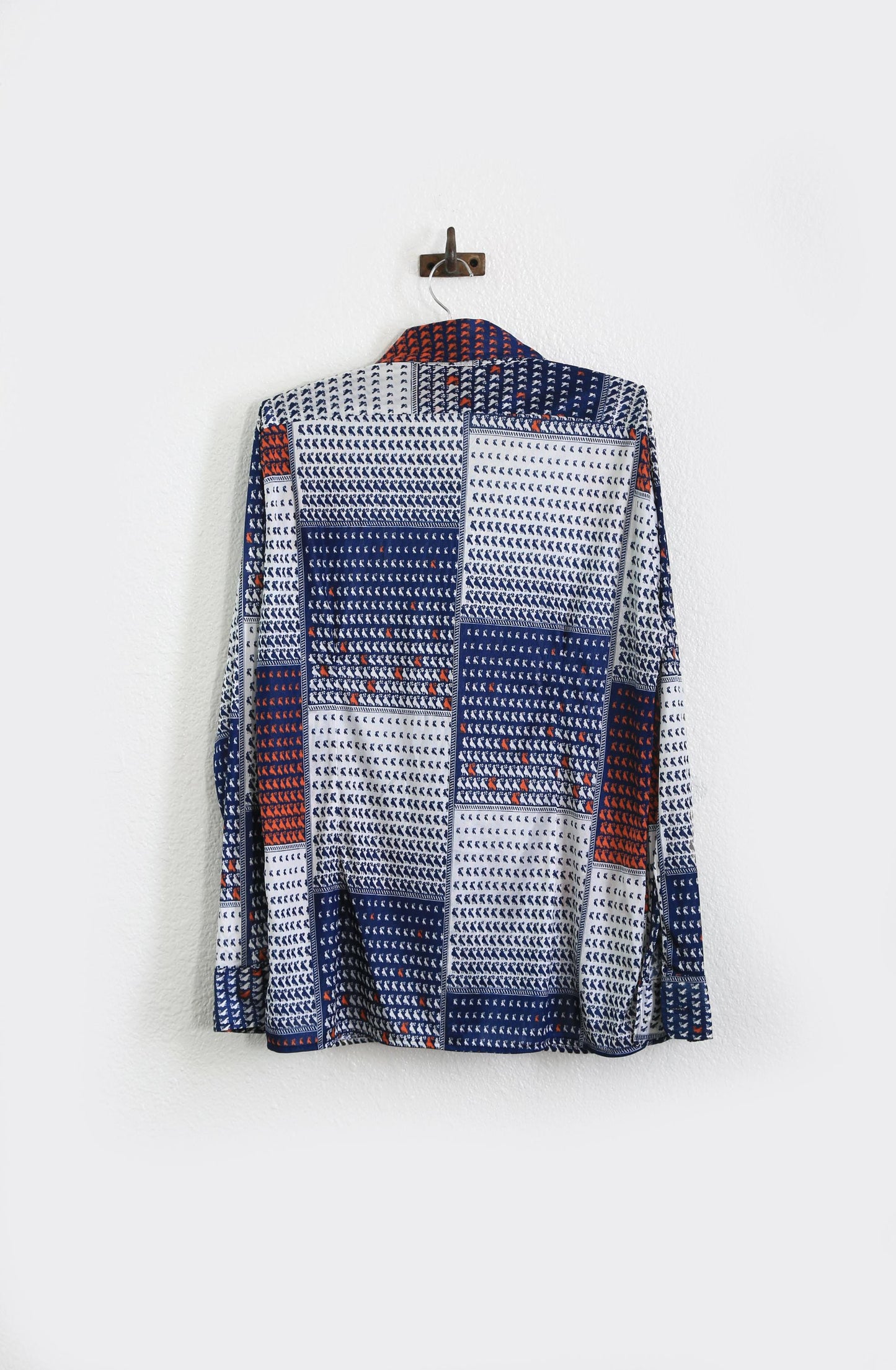 Vintage 1970s Bird novelty print dagger collar shirt