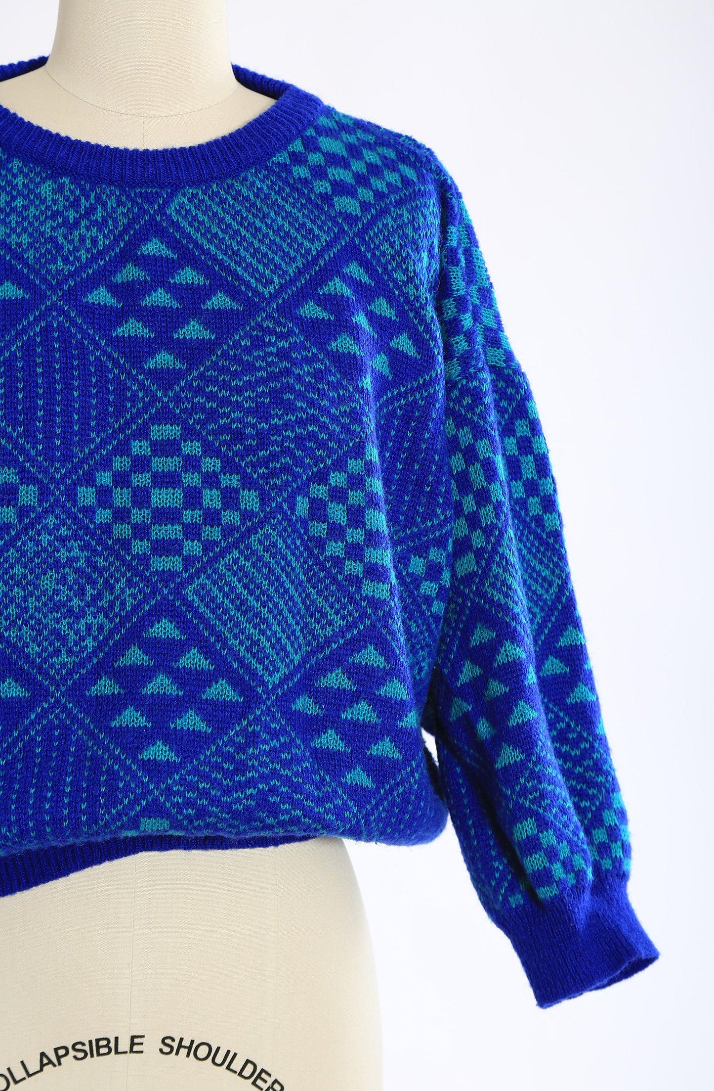 Vintage 80s blue geometric sloutchy knit sweater