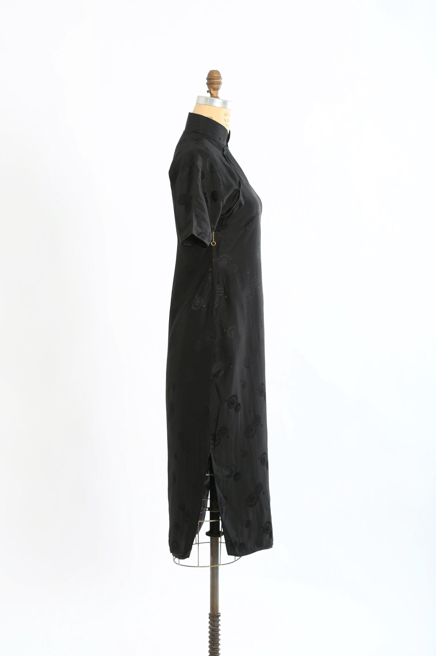 40s qipao silk dress | Vintage 1940s black silk Brocade Cheongsam dress