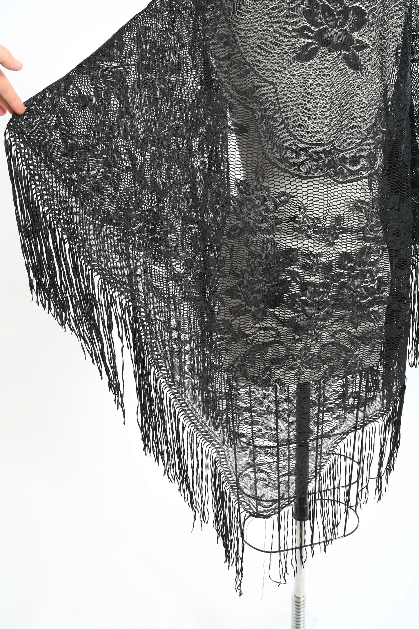 Vintage 70s Black floral lace piano shawl