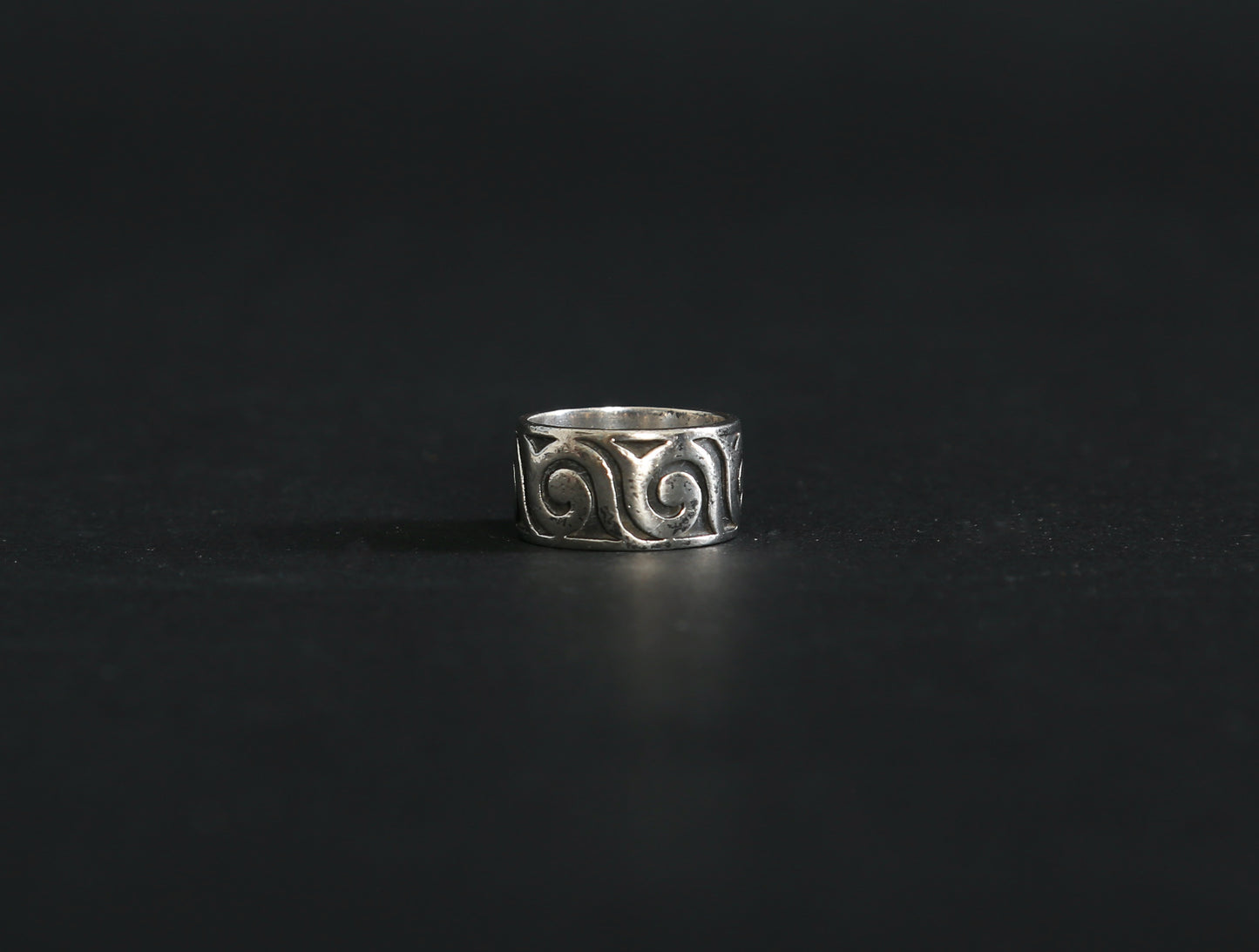 Sterling Silver Wave band Ring sz.7 | 8g