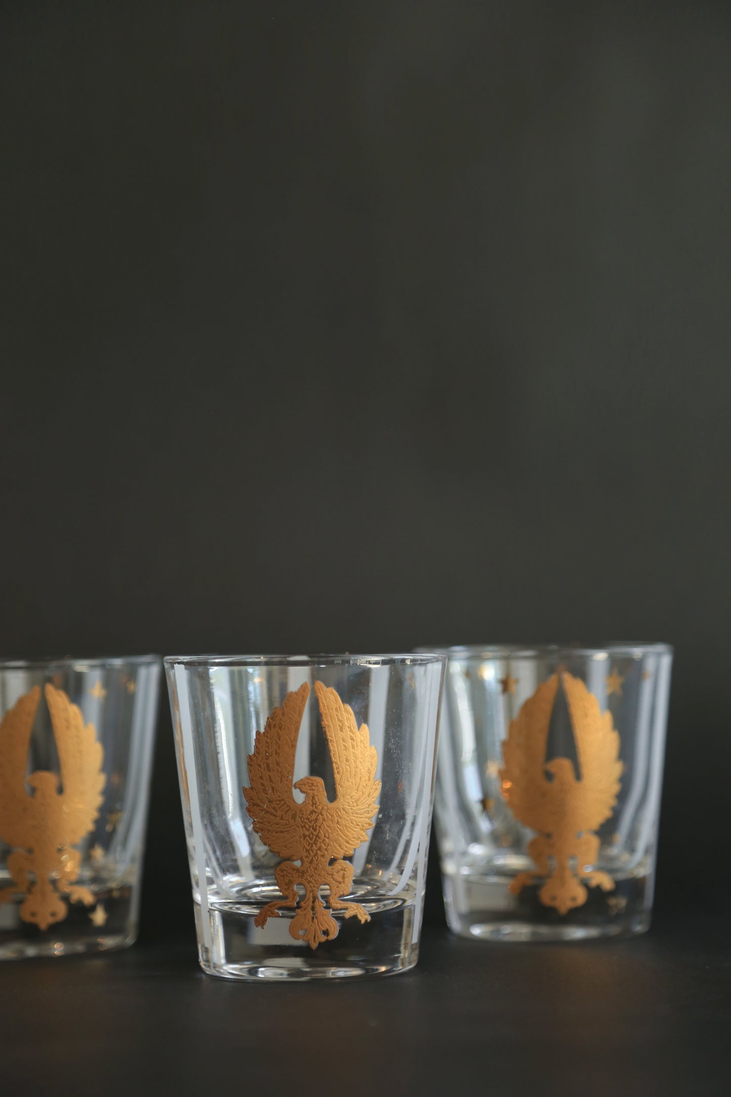 Vintage Gay Fad Americana 22K gold Gilt Eagles Stars & Stripes whisky glasses Set of 5