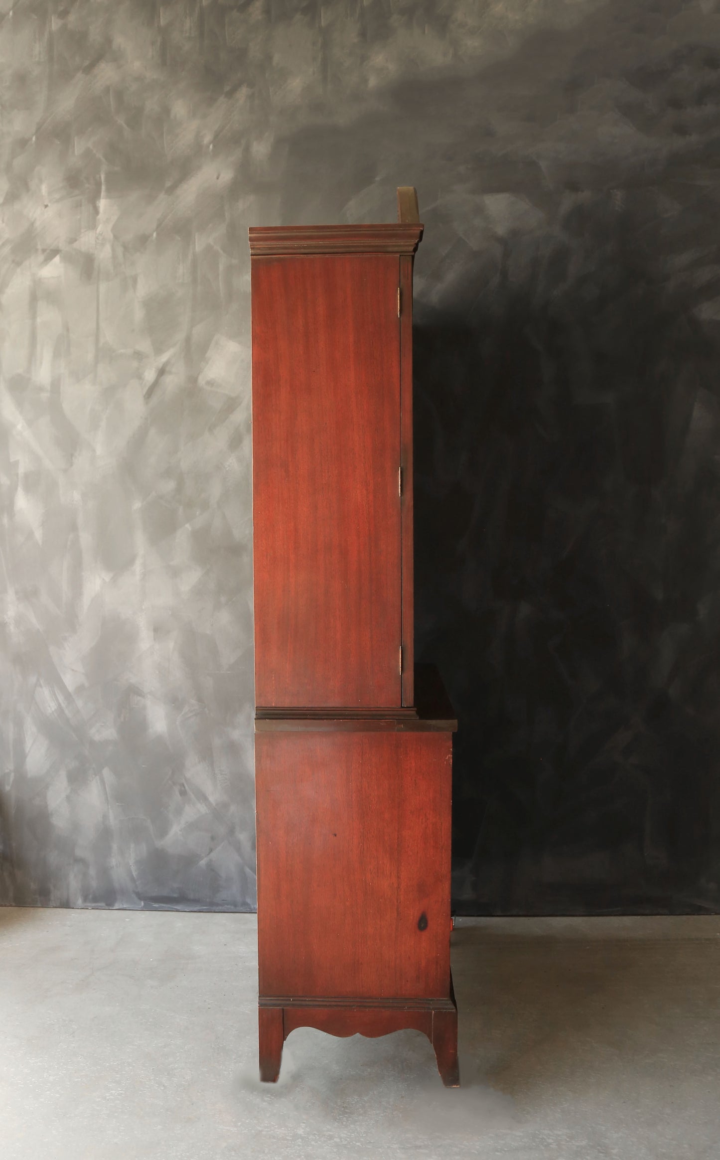 Antique Vintage 1920s Stoltz - Schmitt Furniture Co. nightstands