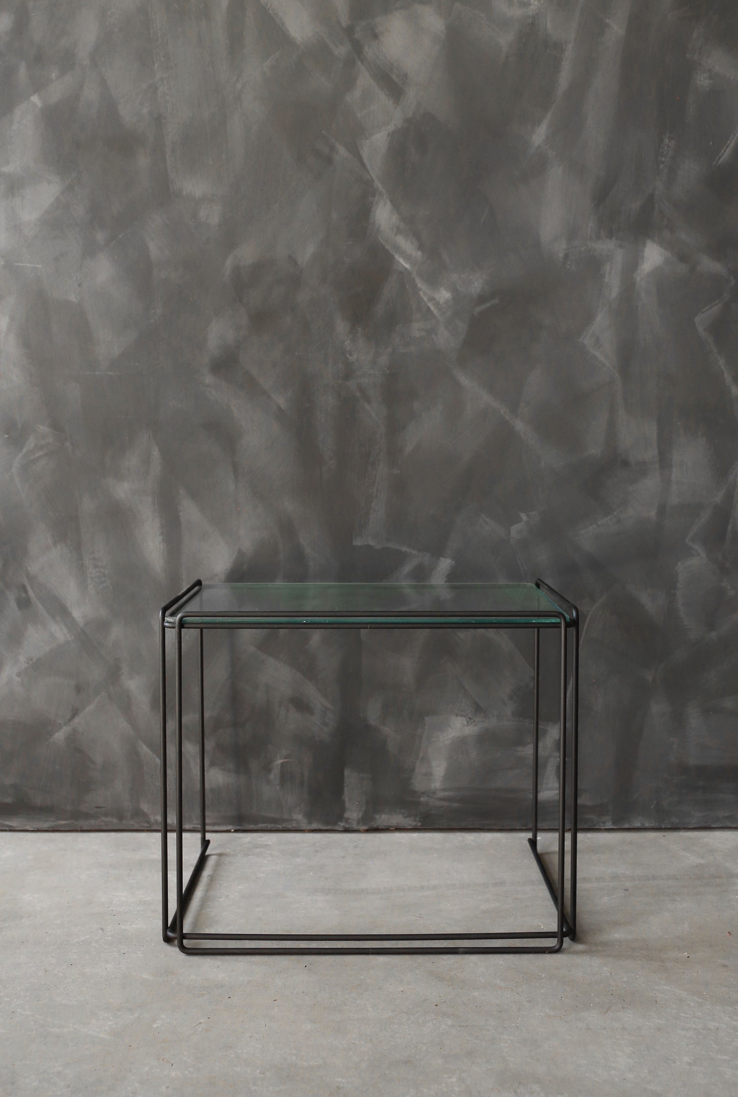 Vintage Max Suaze Isocele black metal + glass side end table