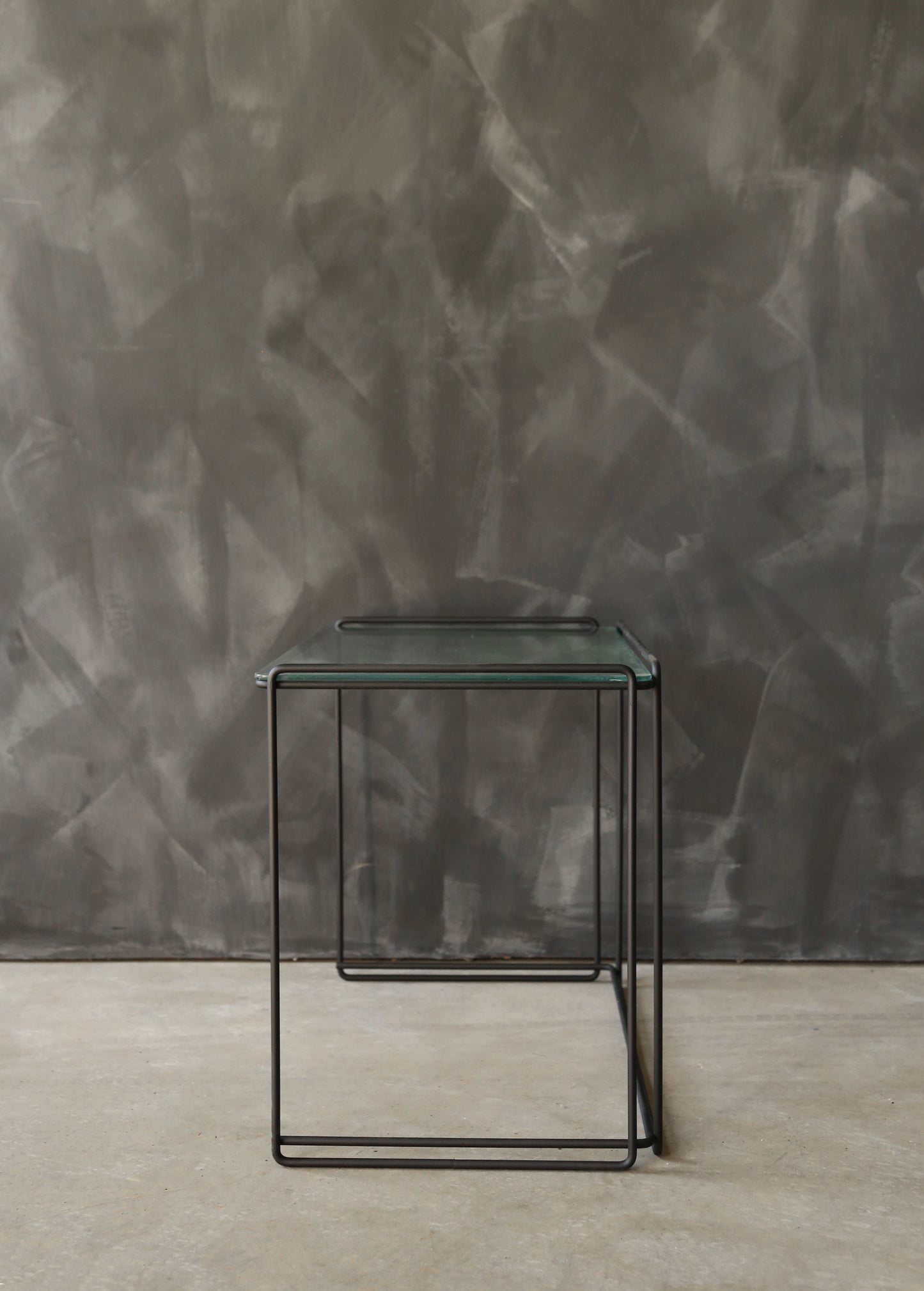 Vintage Max Suaze Isocele black metal + glass side end table