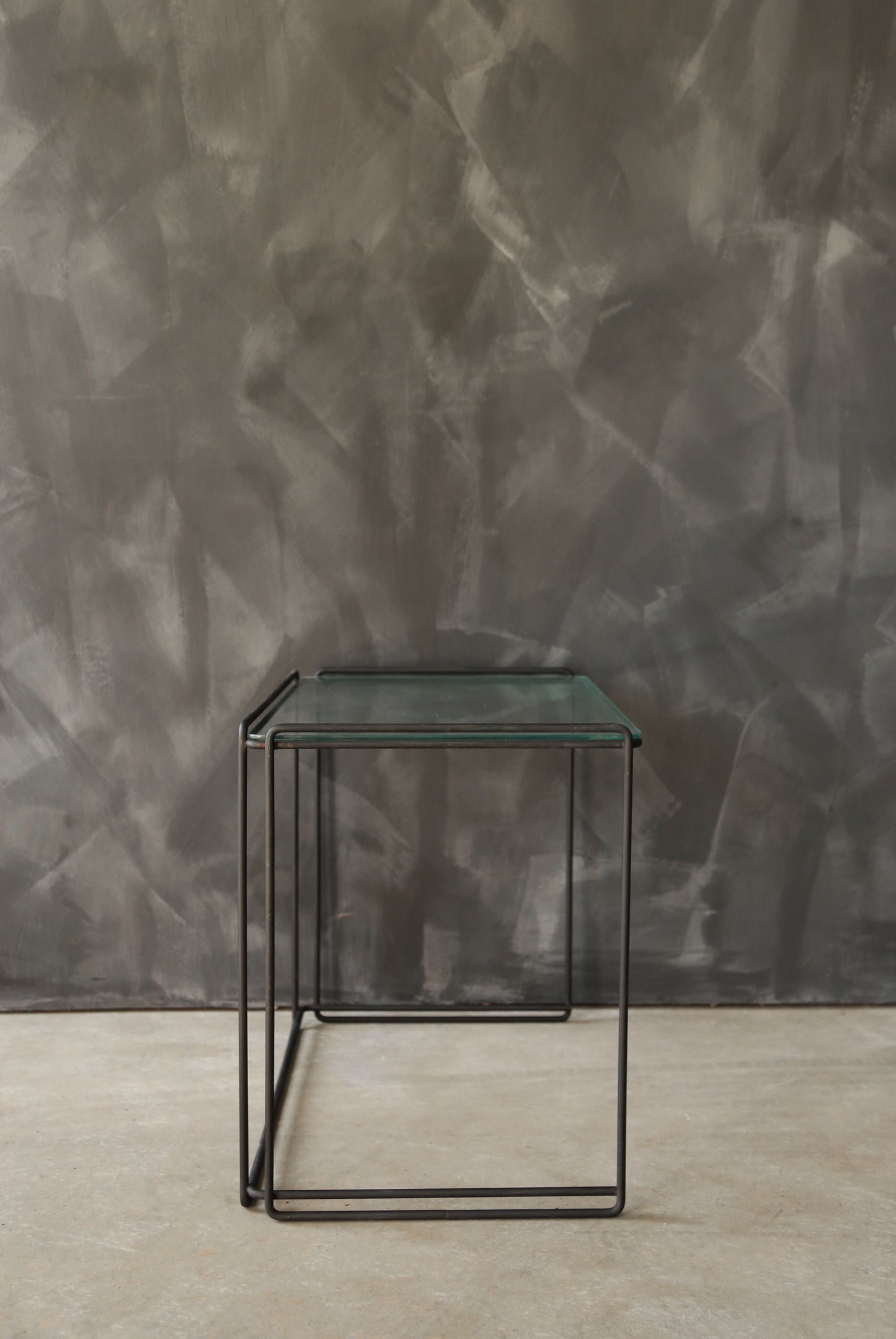 Vintage Max Suaze Isocele black metal + glass side end table