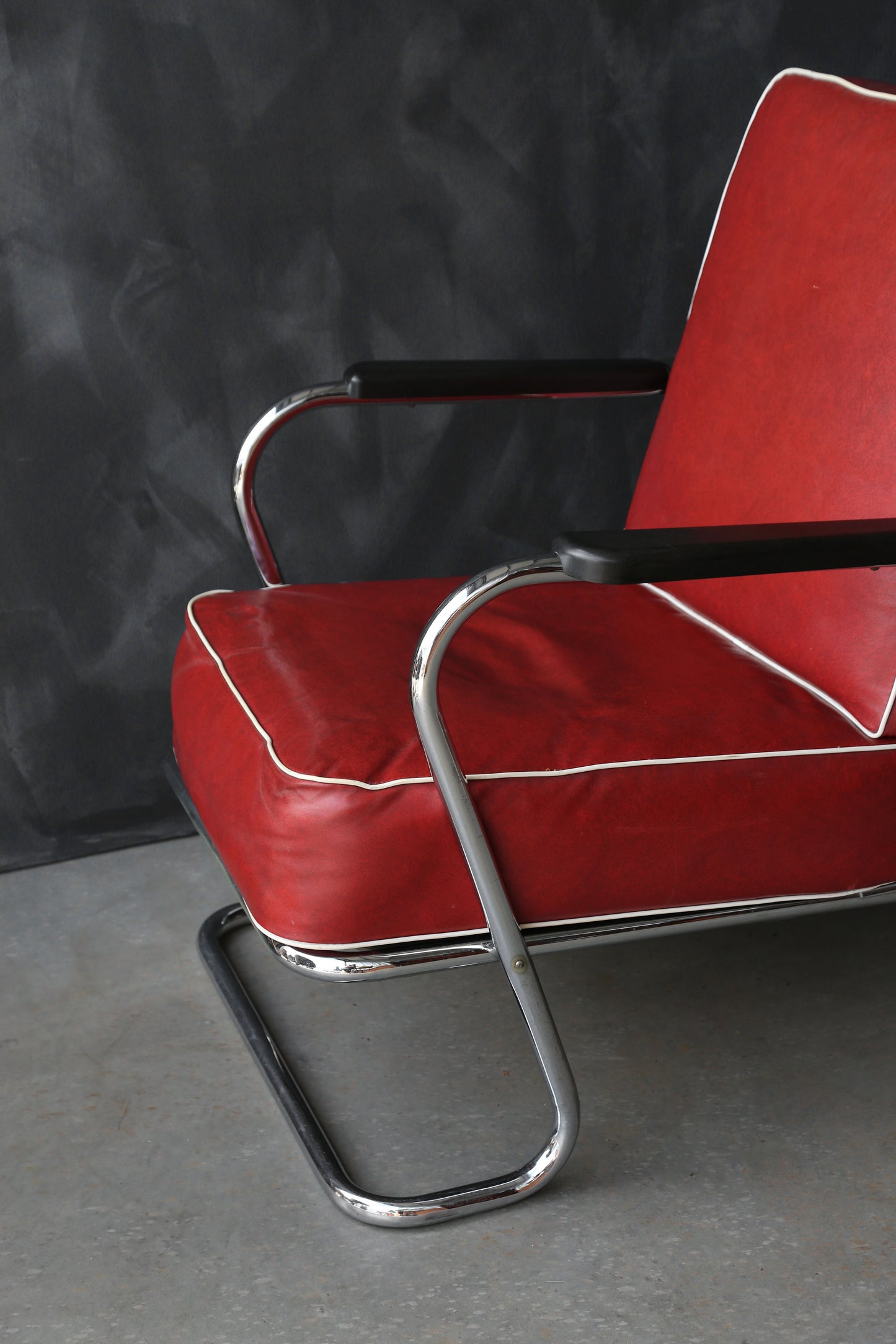 1930s Kem Weber for Lloyd Art Deco tubular Chrome chair