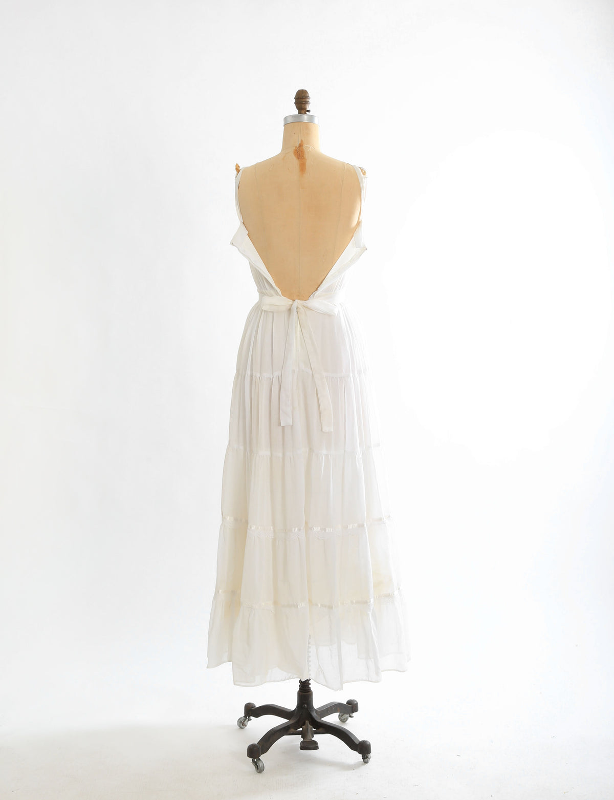 Vintage 70s Gunne Sax Ivory lace maxi dress