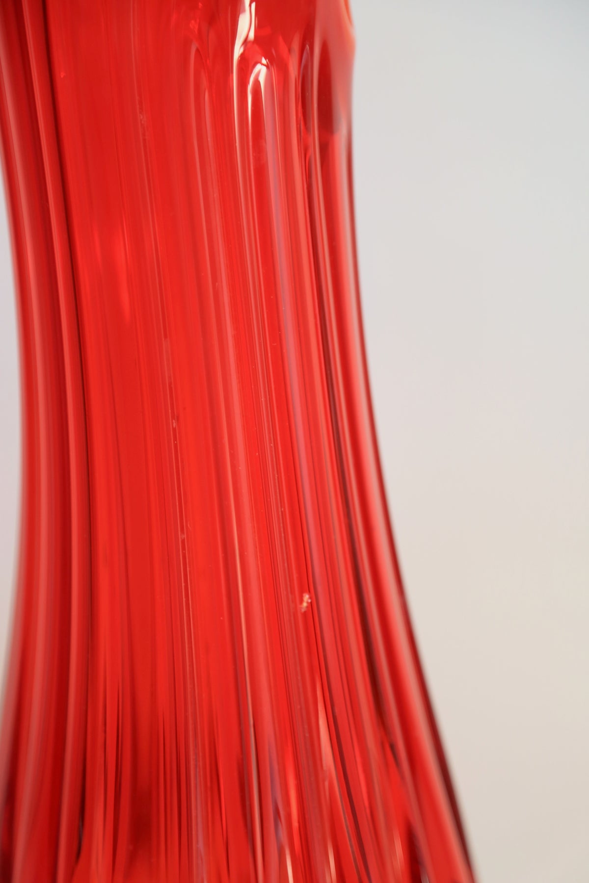 LE SMITH Huge Red Art Glass Fat Bottom Ribbed Swung Vase