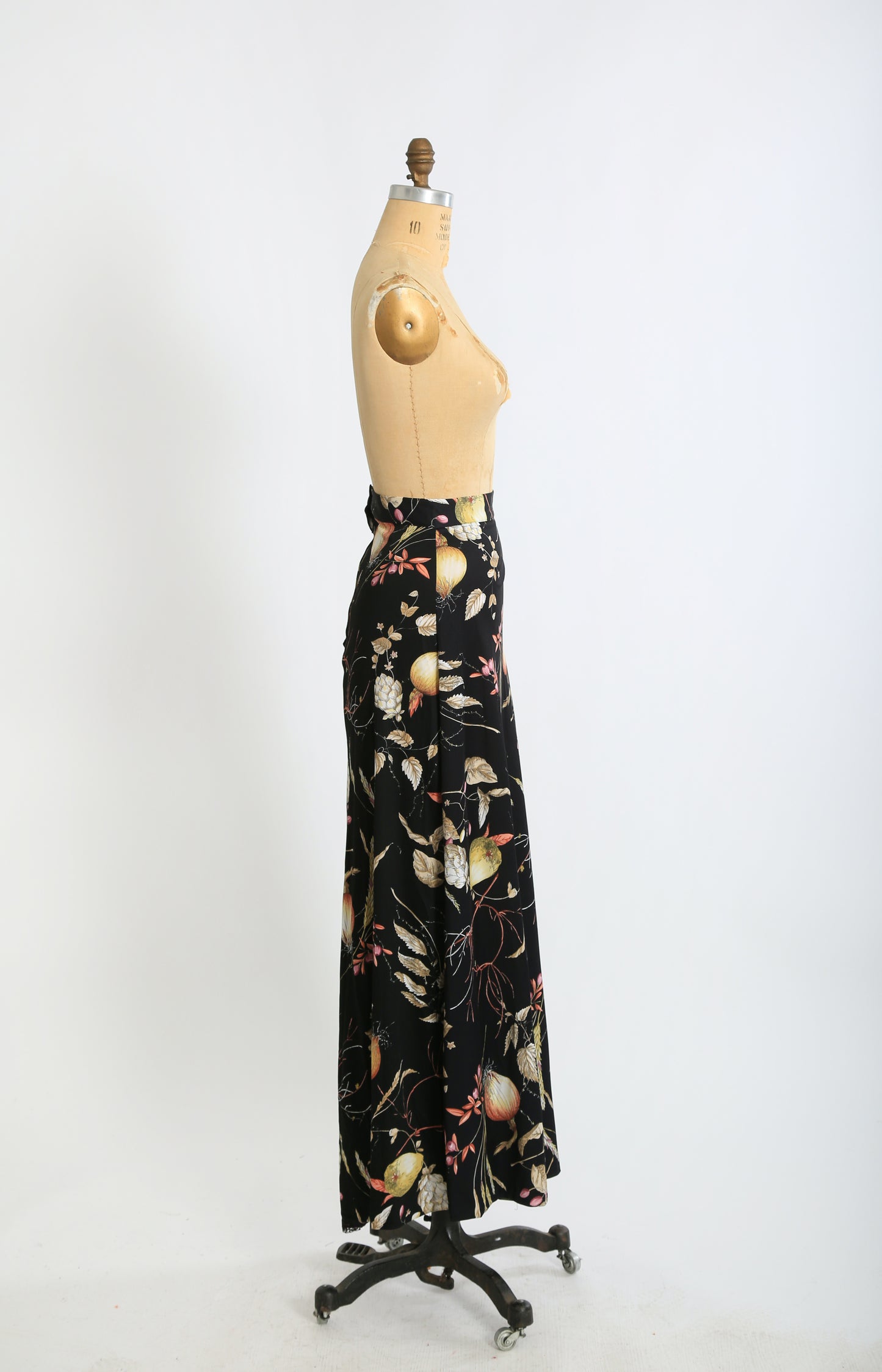 90s Onion Vegetable print maxi skirt