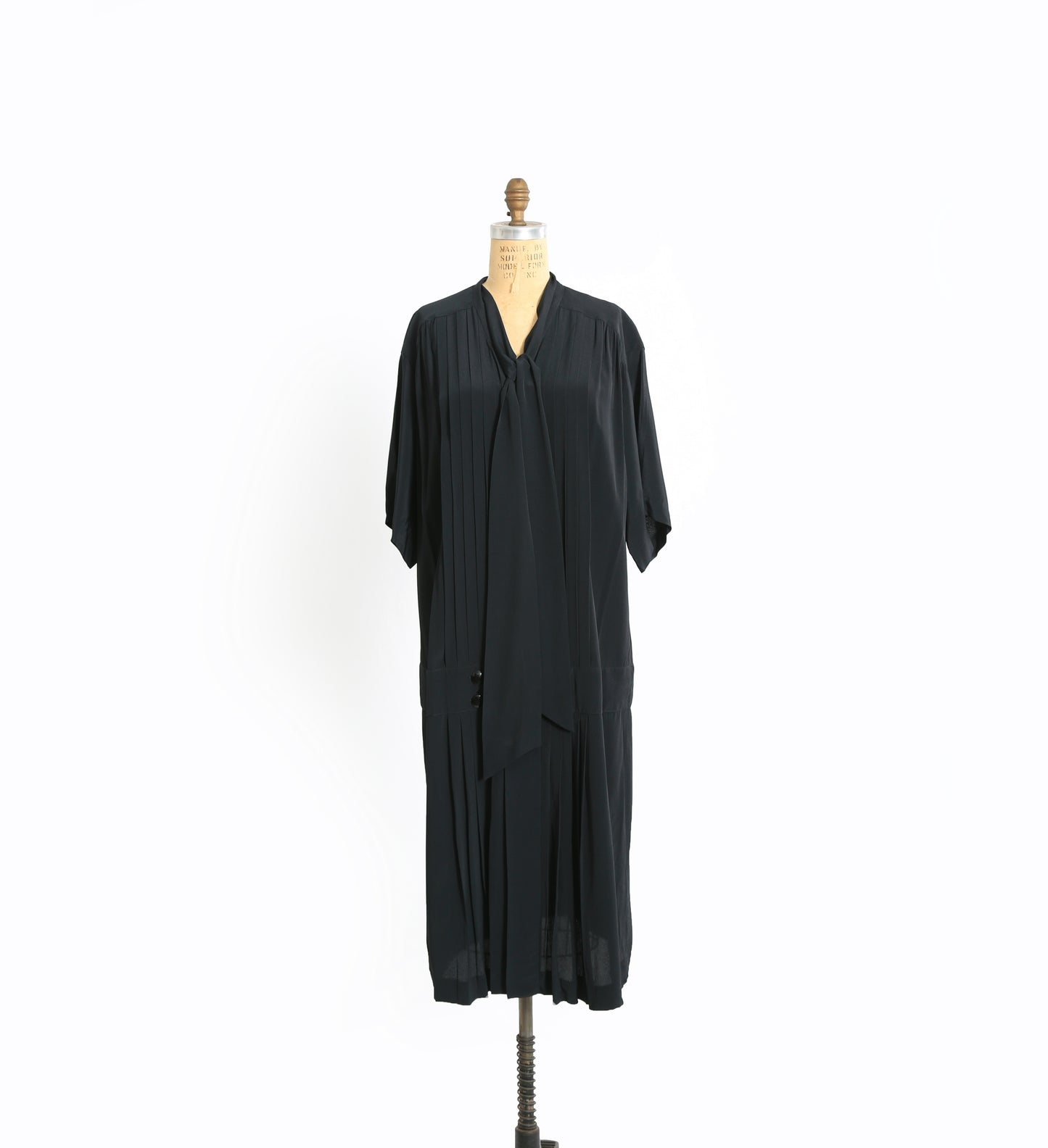 ALBERT NIPON Dimensions Black drop waist dress L XL
