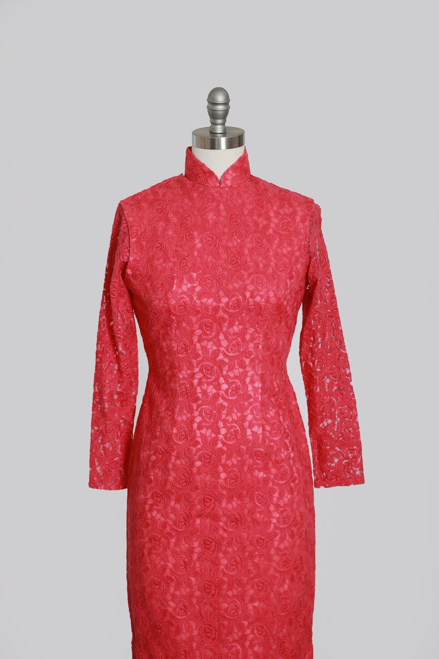 Vintage 60s pink embroidered floral rose lace cheongsam dress