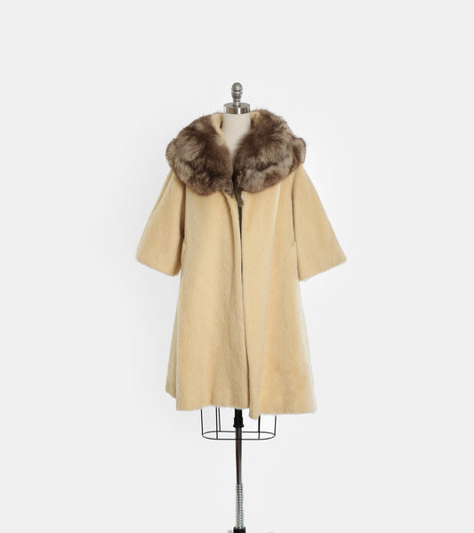 Lilli Ann Paris coat | Vintage 50s Lilli Ann fox fur mohair swing coat