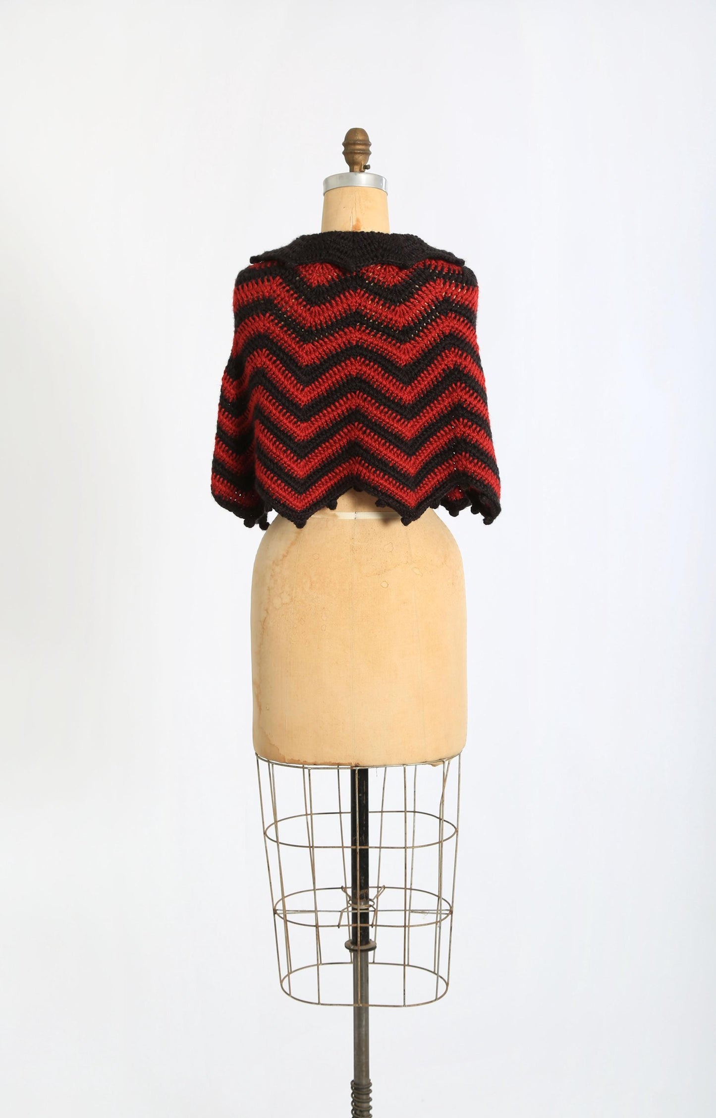 Vintage 60s 70s black + red Heart Crochet Cape
