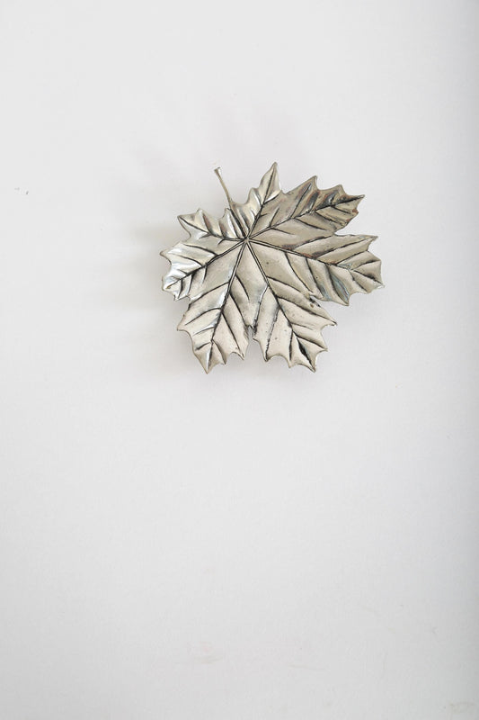 Vintage International pewter Maple leaf catchall jewelry dish
