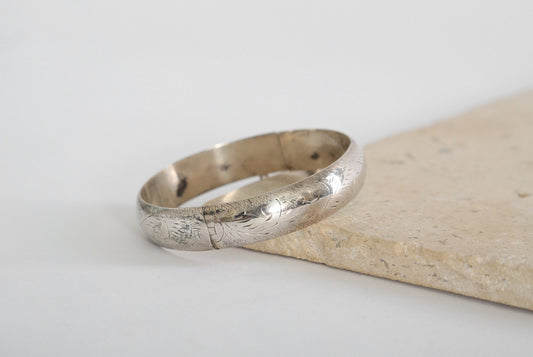 Vintage Sterling Silver Engraved hinged Bangle Bracelet 20.4g