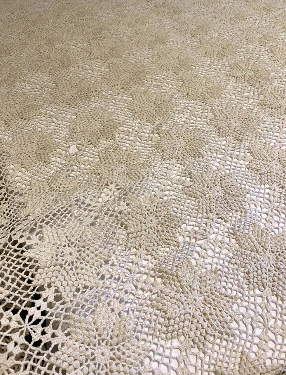 Antique vintage handmade crochet star ruffle beadspred 87" x 79"