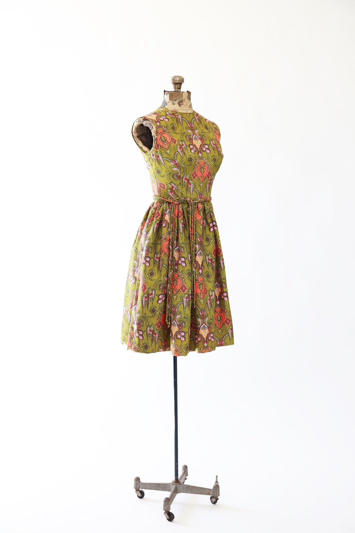 Vintage 1950s green silk floral mini dress