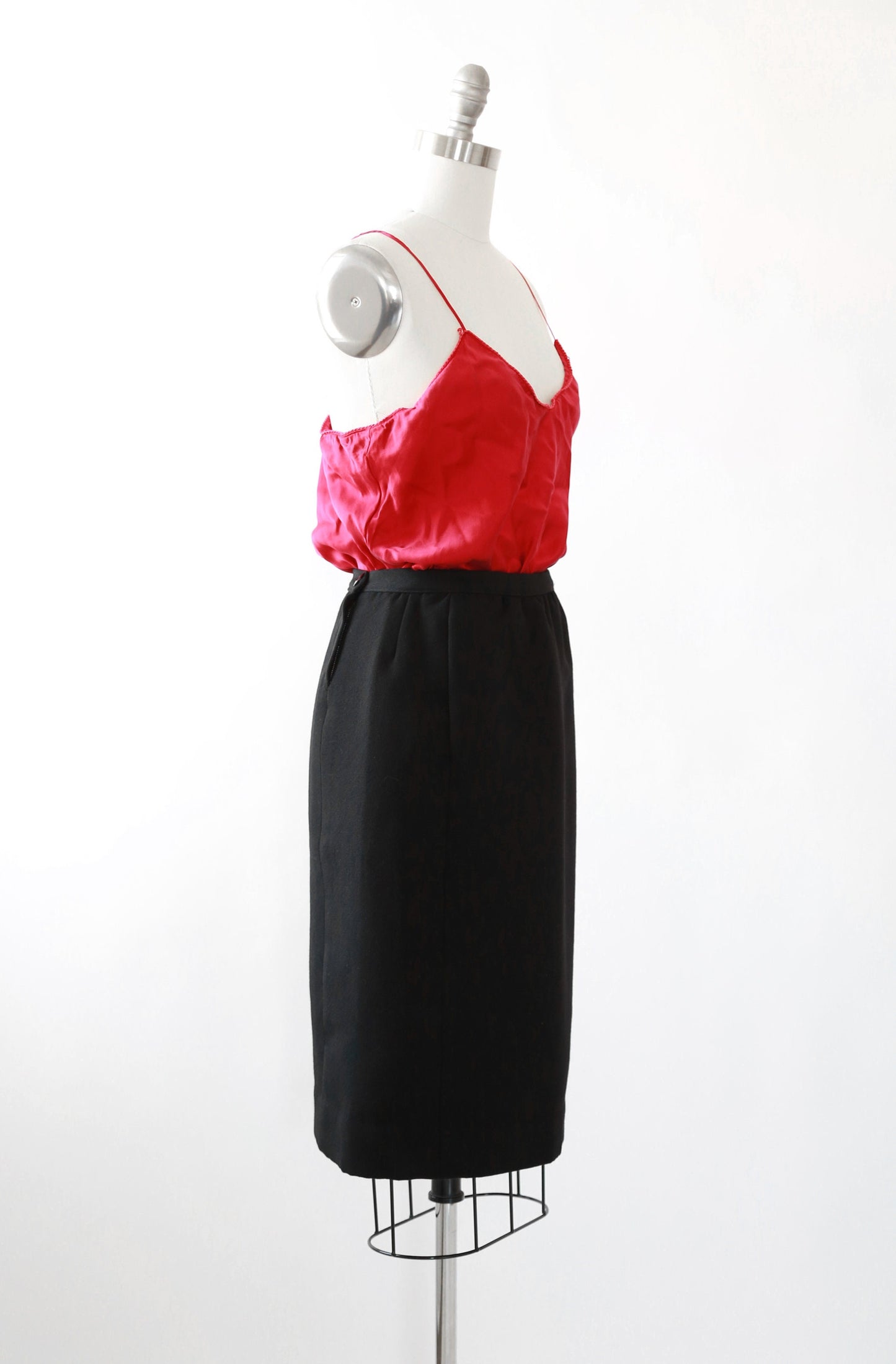 Vintage 60s black knit wool skirt
